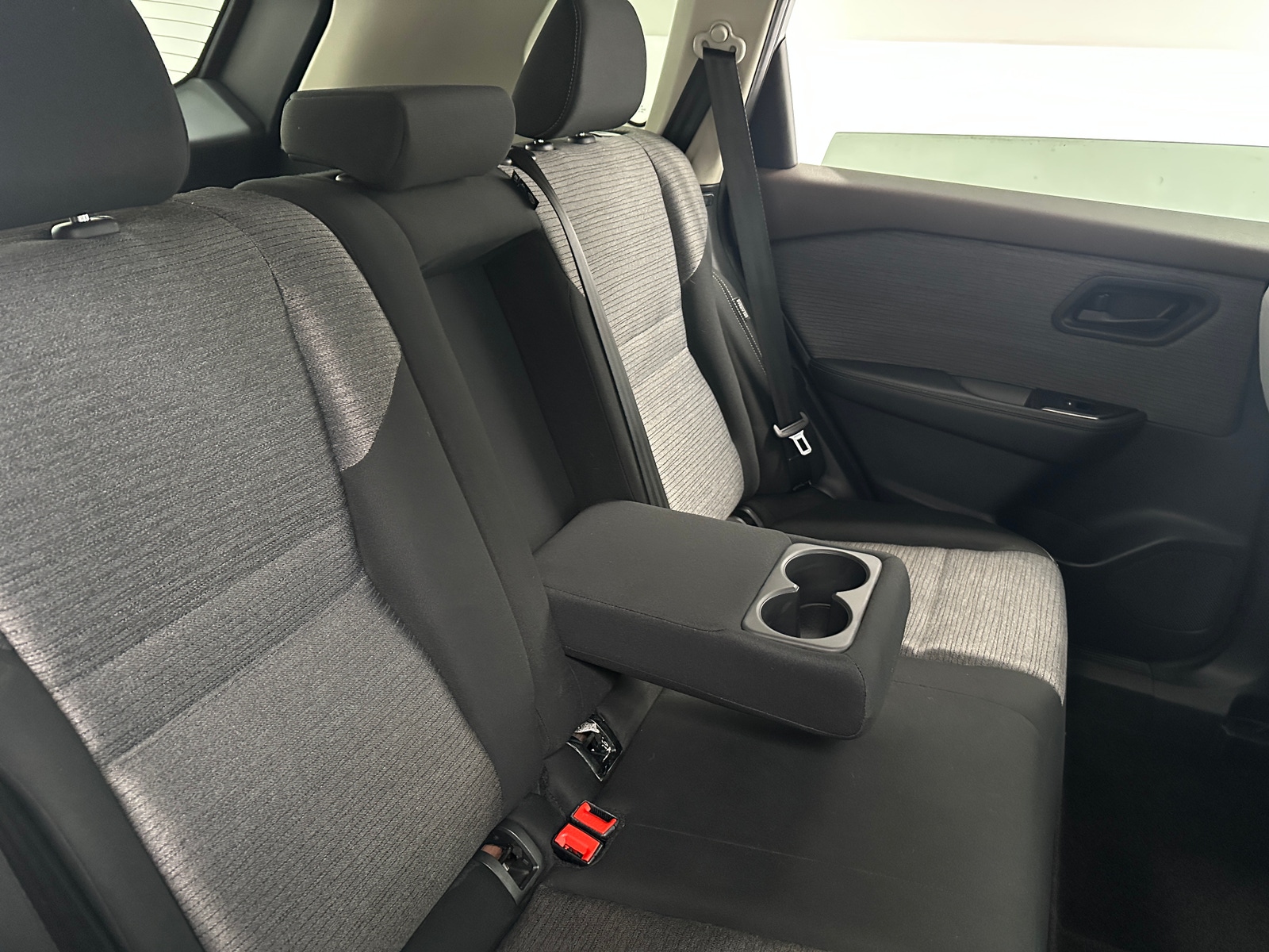 Thumbnail: 2021 Nissan Rogue - 6