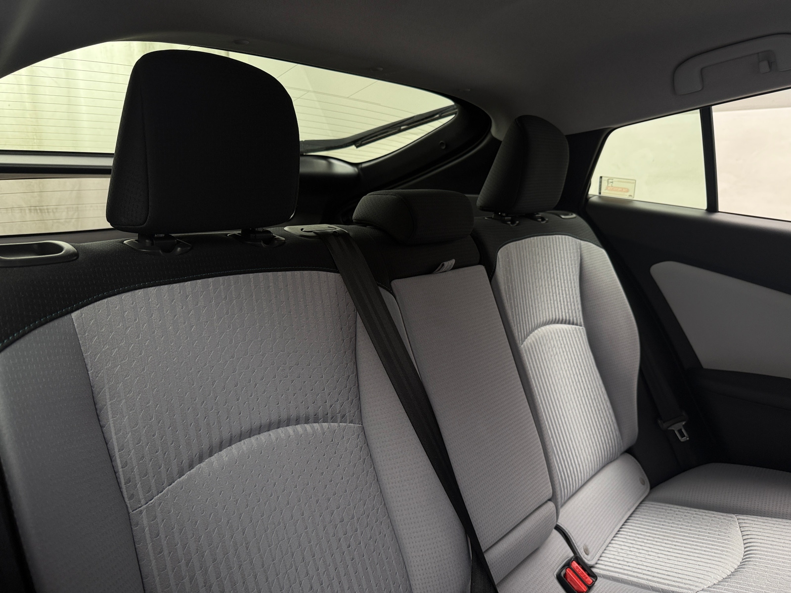 Thumbnail: 2018 Toyota Prius - 6