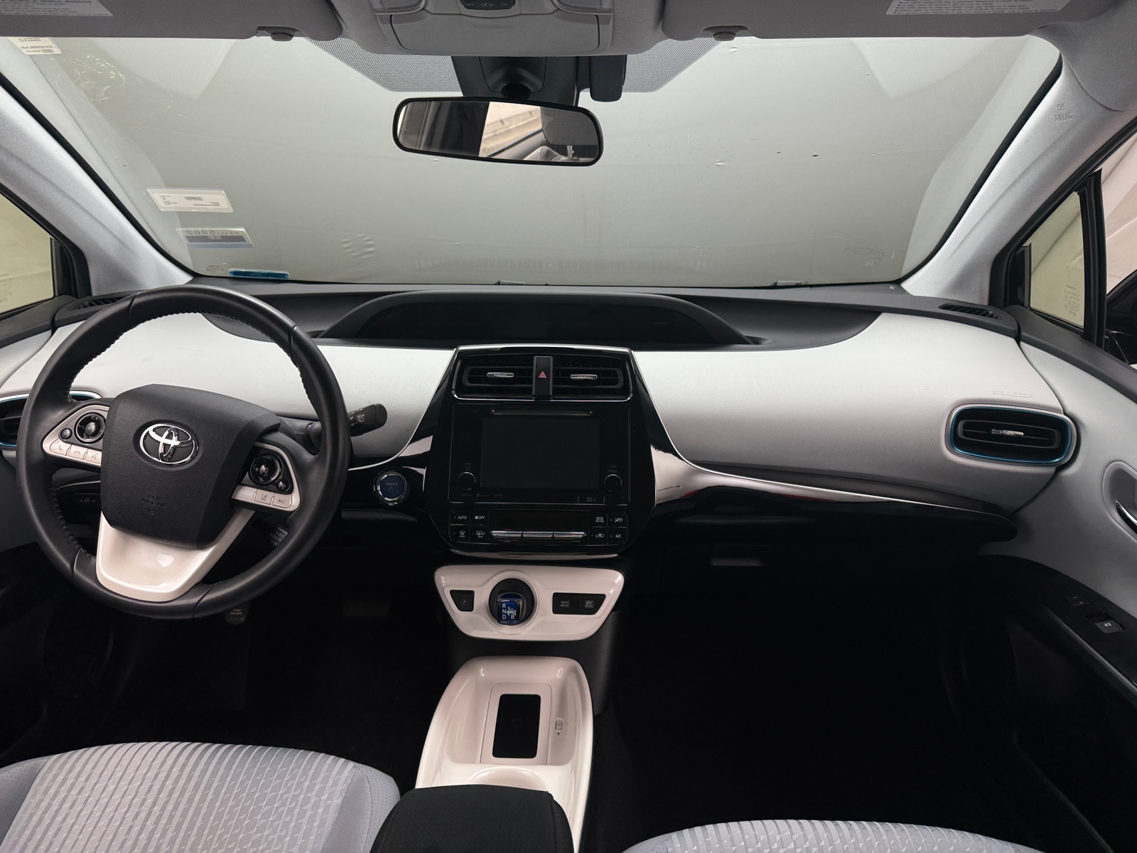 Thumbnail: 2018 Toyota Prius - 3