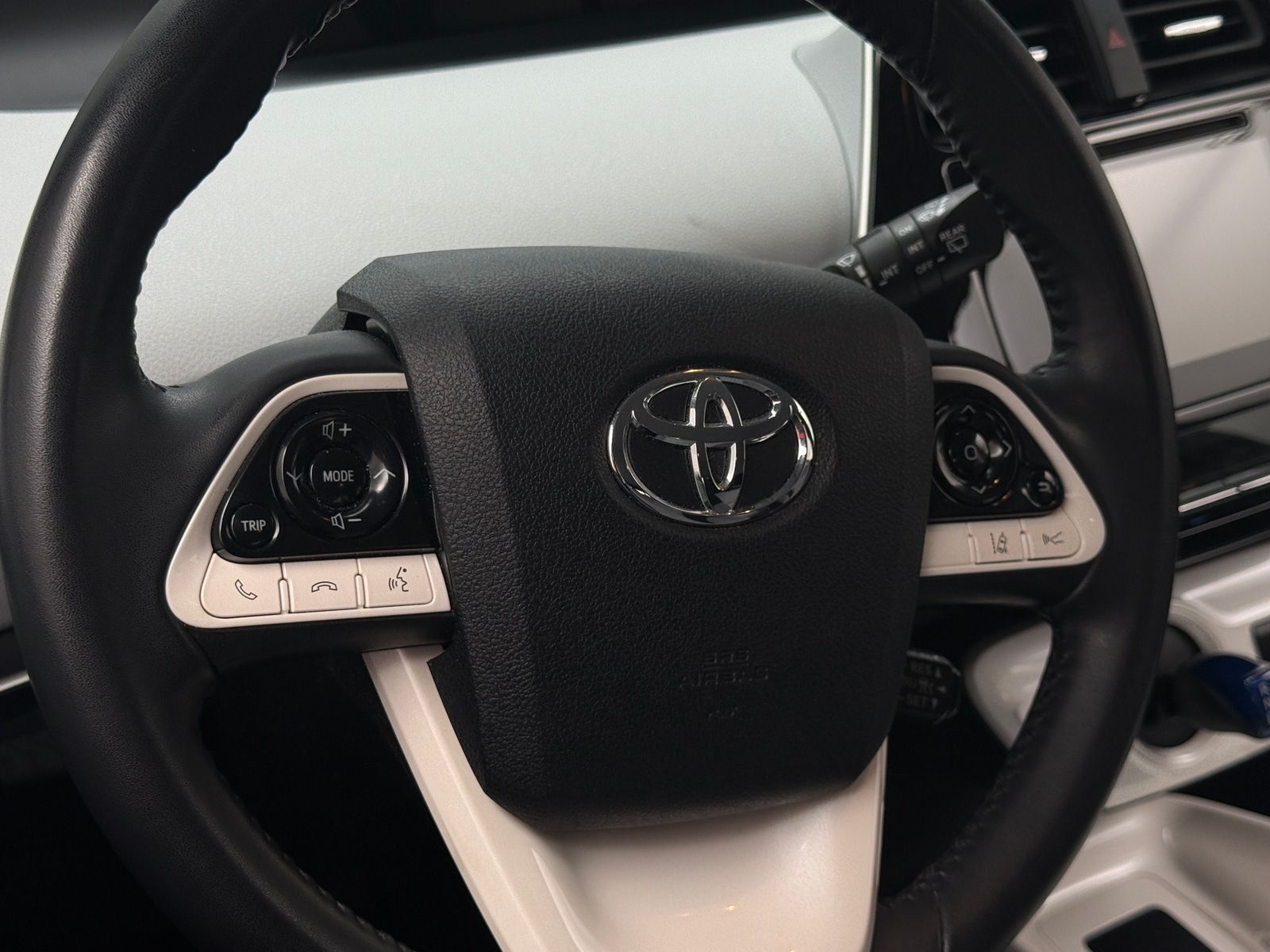 Thumbnail: 2018 Toyota Prius - 5