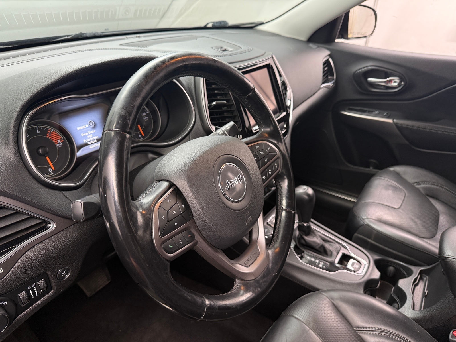 Thumbnail: 2021 Jeep Cherokee - 4