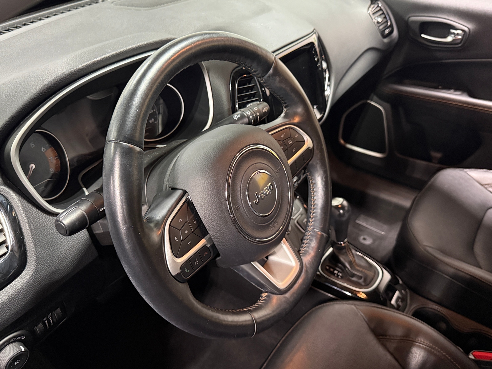 Thumbnail: 2019 Jeep Compass - 4