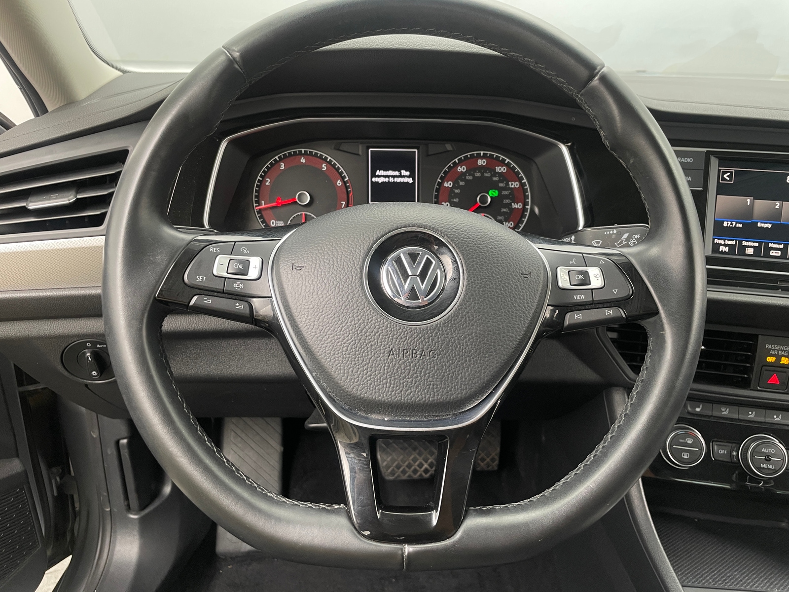 Thumbnail: 2019 Volkswagen Jetta - 4