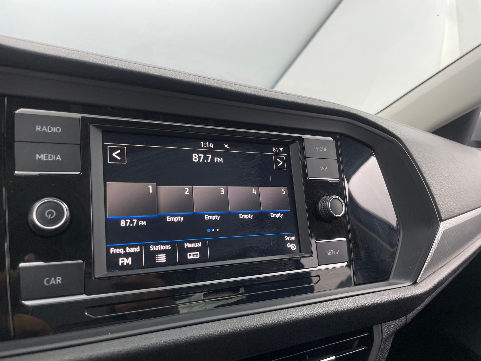 Thumbnail: 2019 Volkswagen Jetta - 3