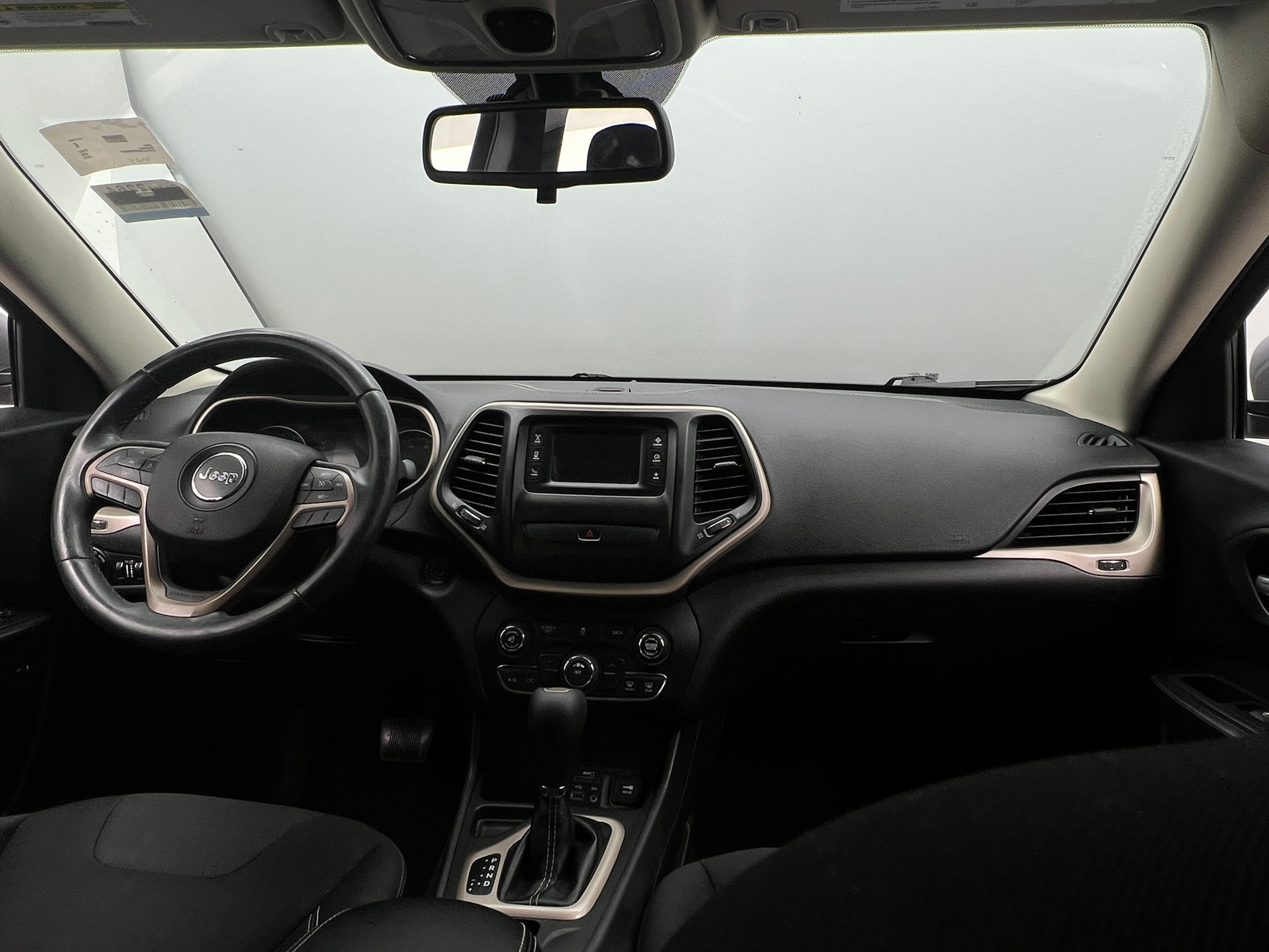 Thumbnail: 2015 Jeep Cherokee - 3