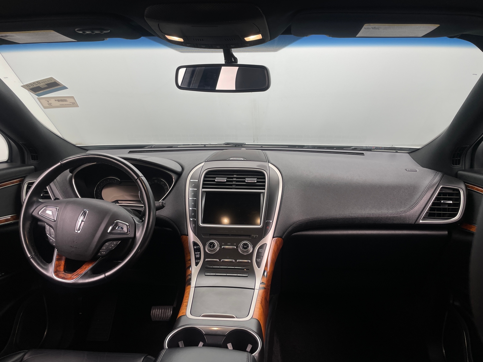 Thumbnail: 2017 Lincoln MKX - 2