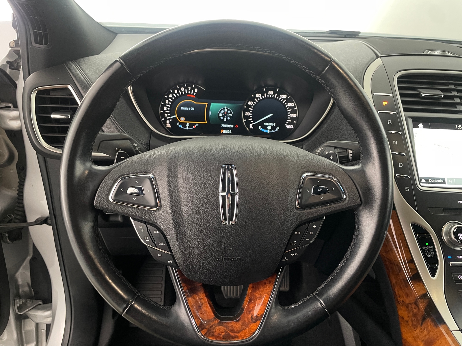 Thumbnail: 2017 Lincoln MKX - 4