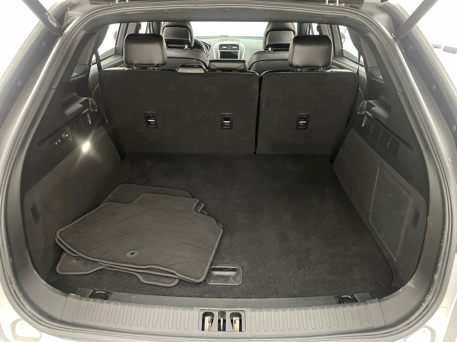 Thumbnail: 2017 Lincoln MKX - 6