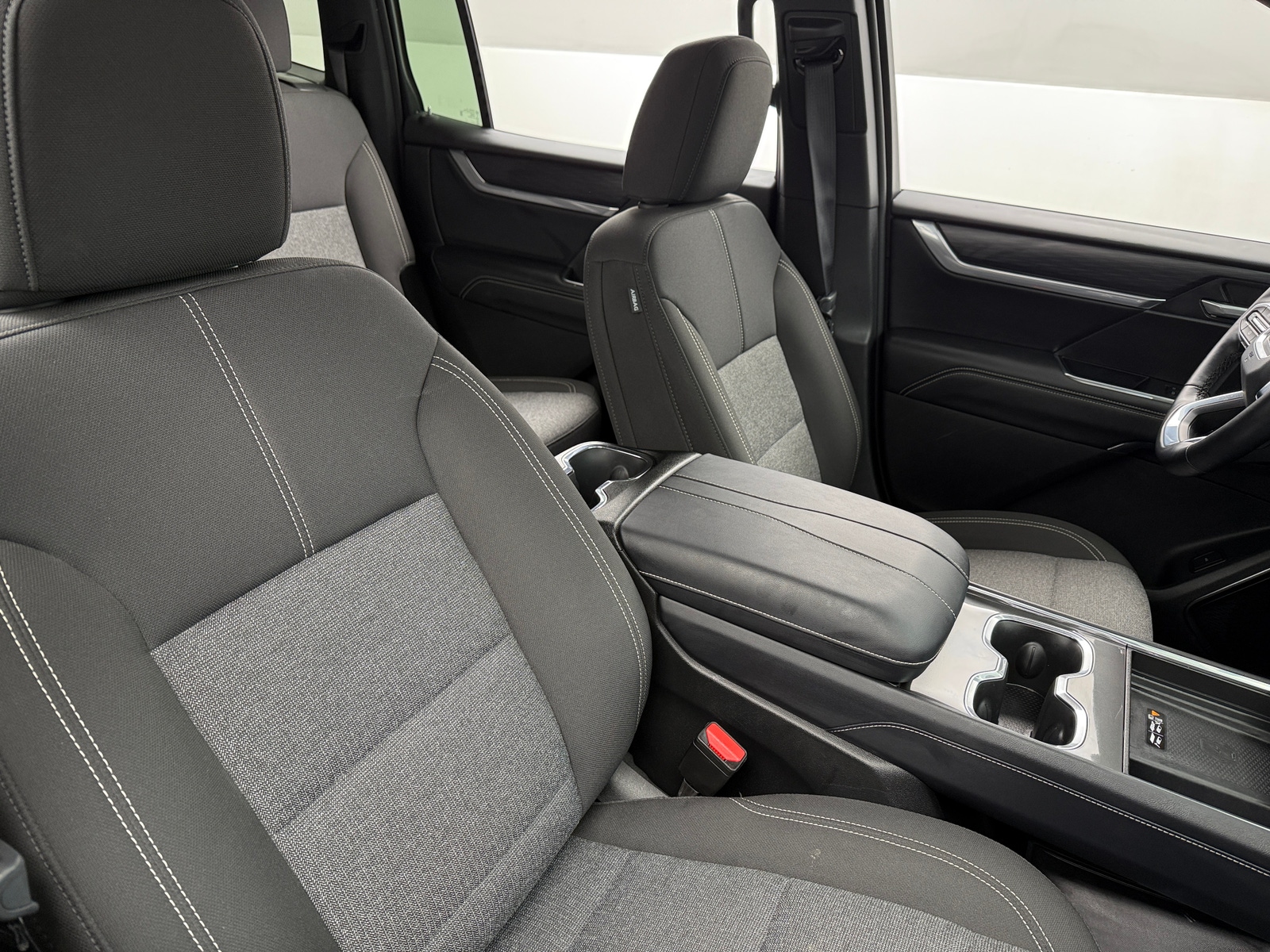 Thumbnail: 2025 GMC Acadia - 2