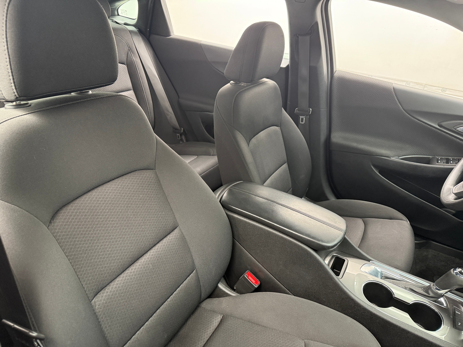Thumbnail: 2020 Chevrolet Malibu - 2
