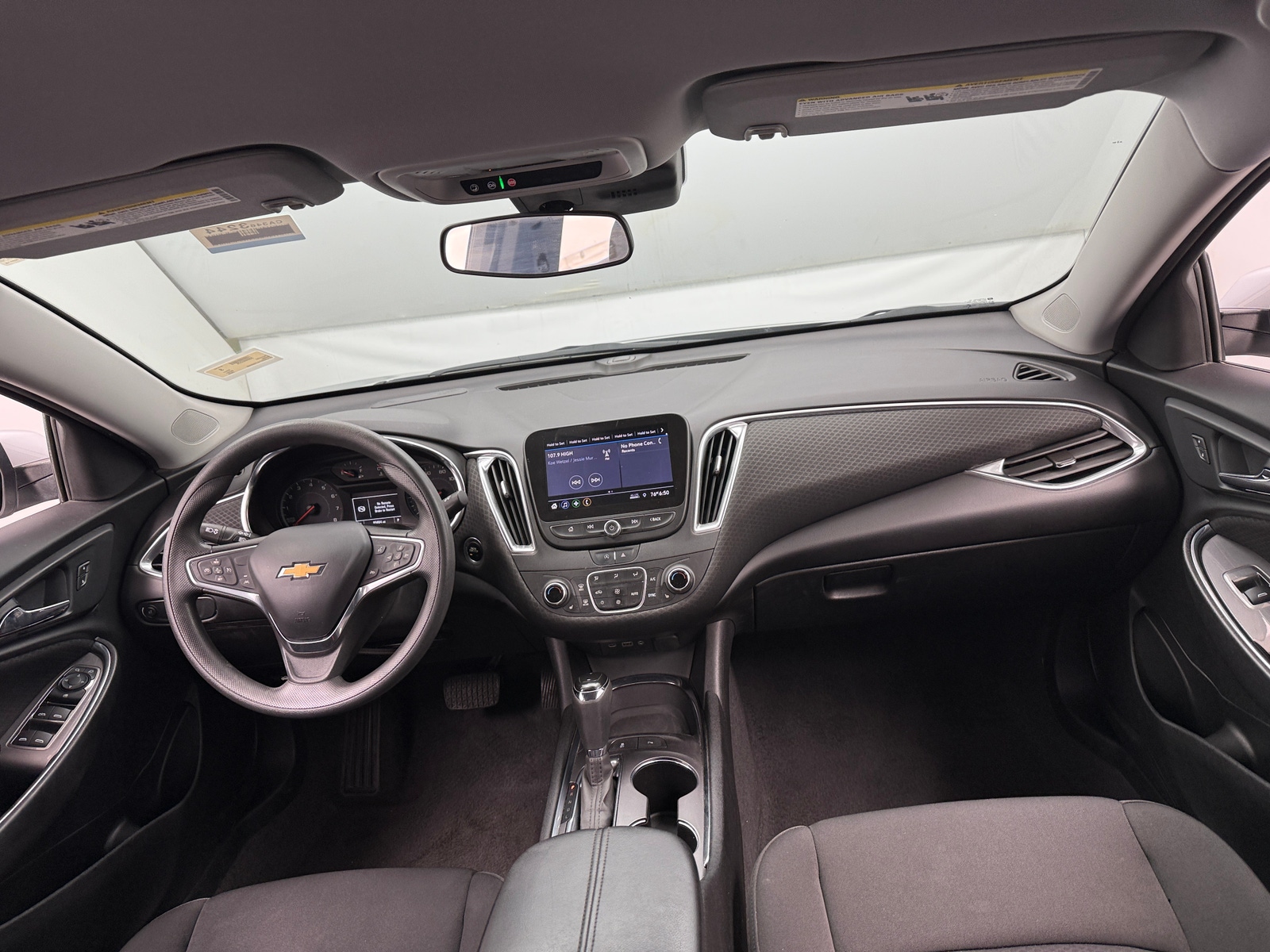 Thumbnail: 2020 Chevrolet Malibu - 3