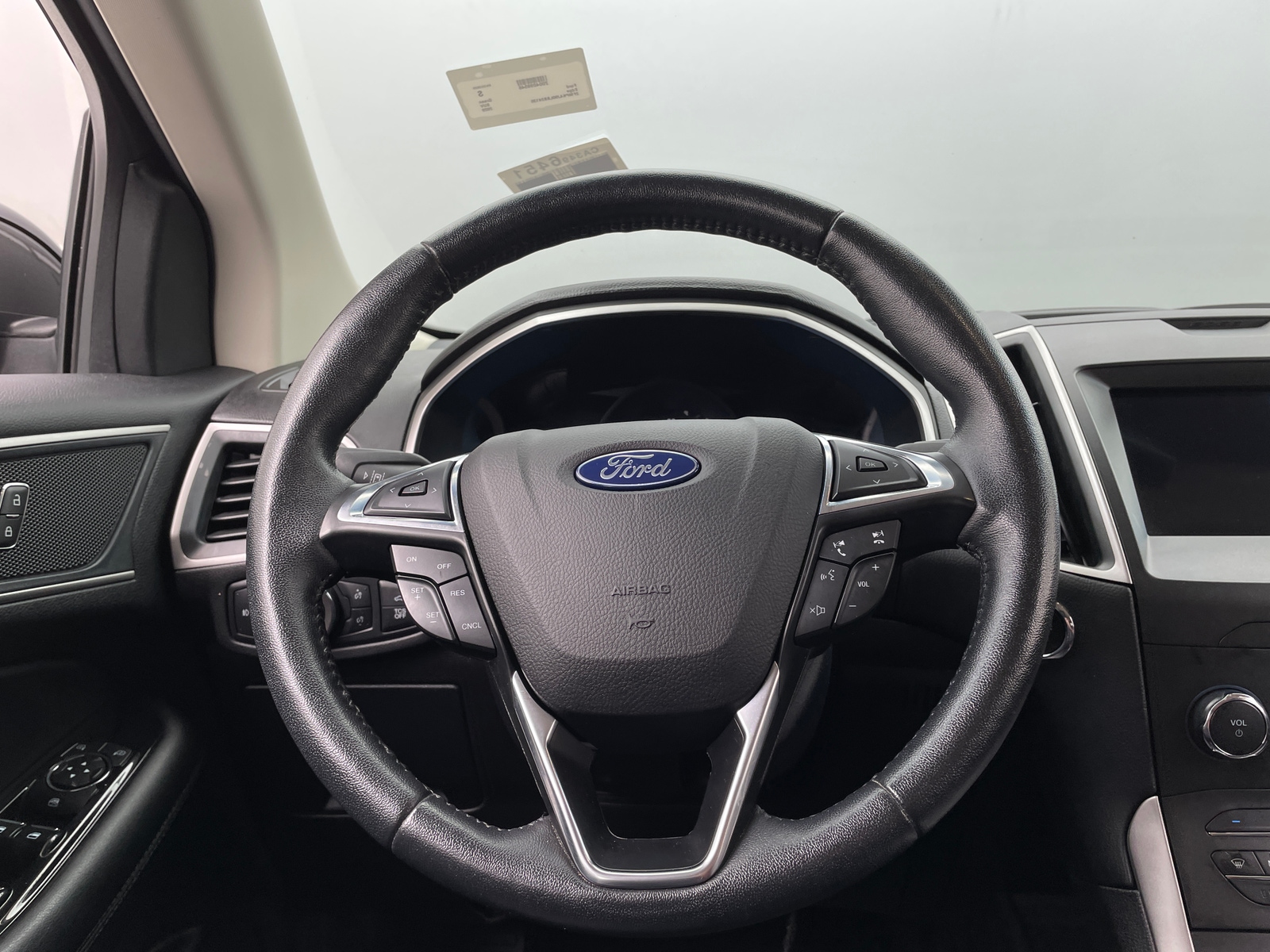 Thumbnail: 2020 Ford Edge - 5
