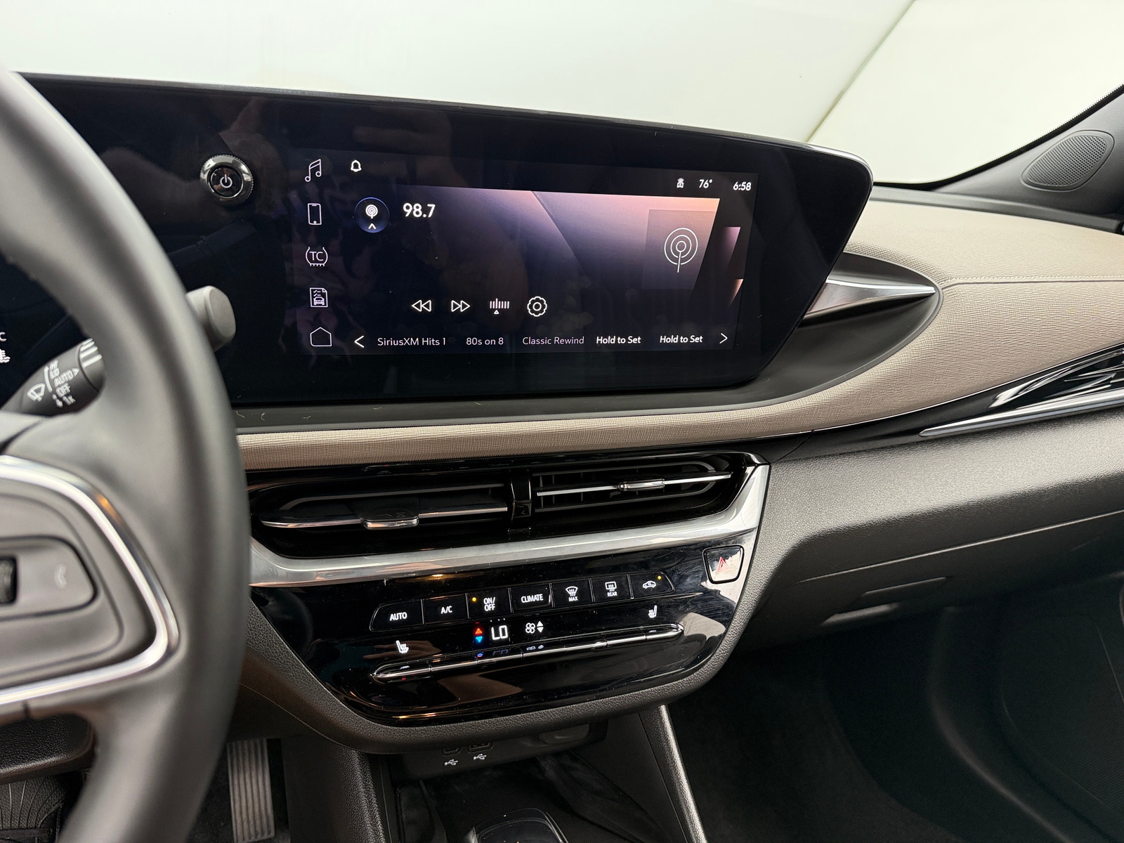 Thumbnail: 2024 Buick Envista - 3