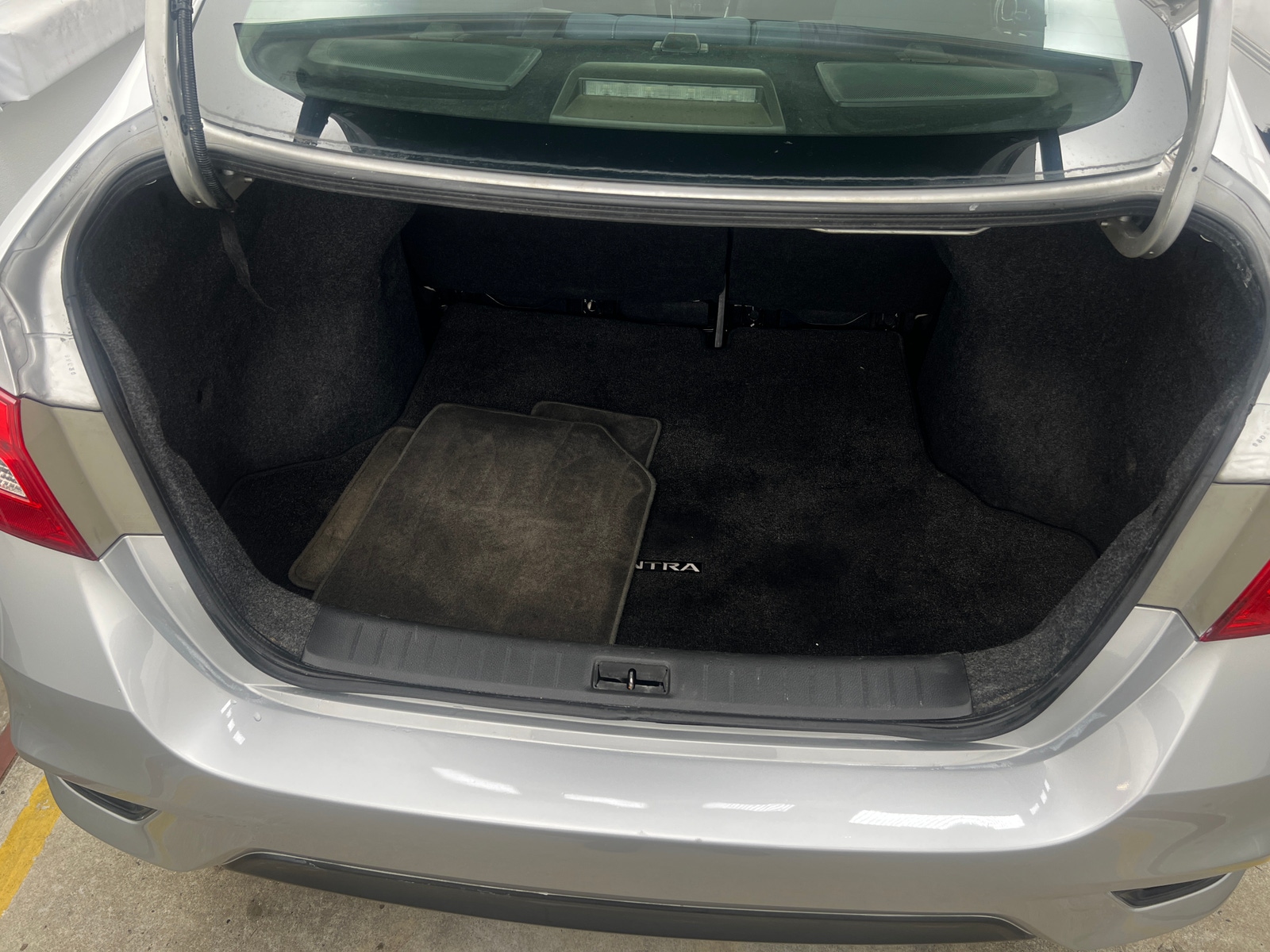 Thumbnail: 2019 Nissan Sentra - 7