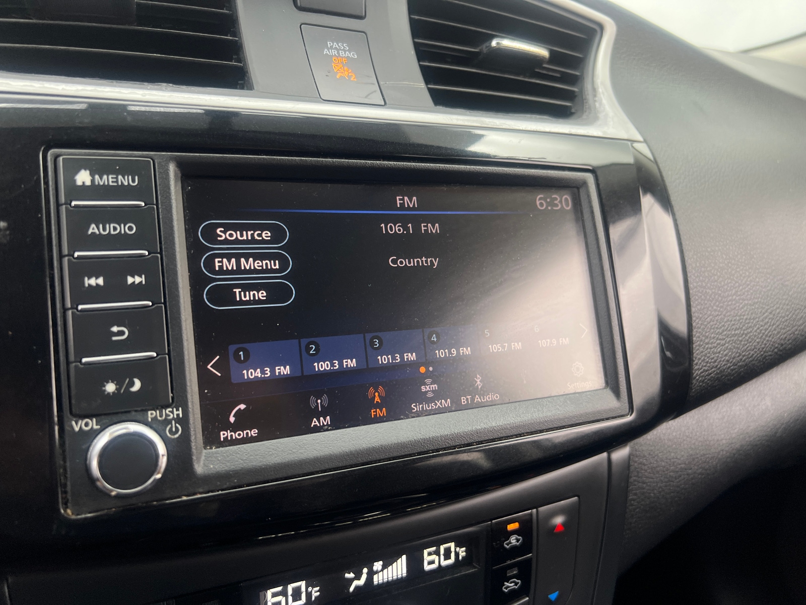 Thumbnail: 2019 Nissan Sentra - 4