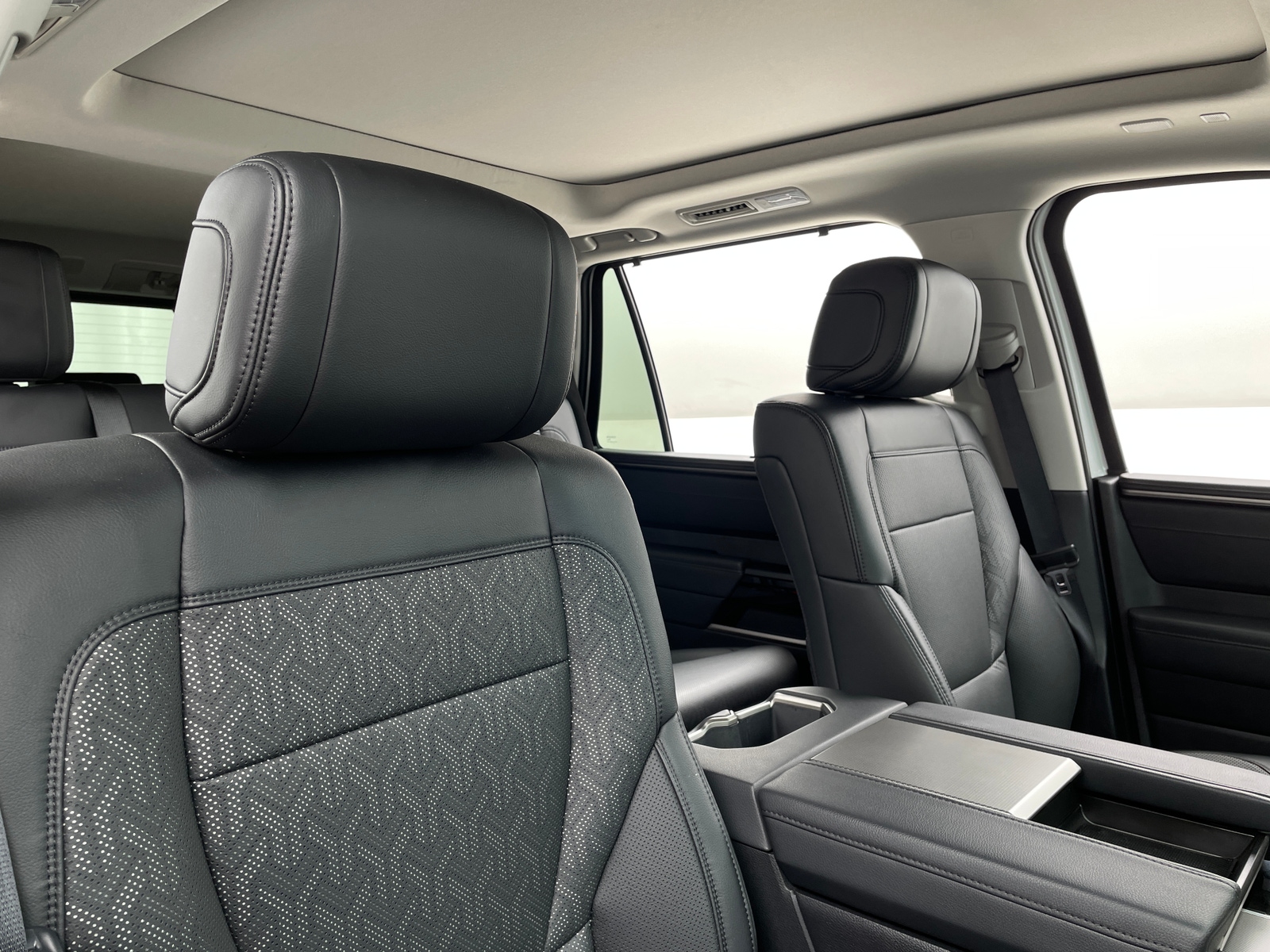 Thumbnail: 2023 Toyota Sequoia - 2
