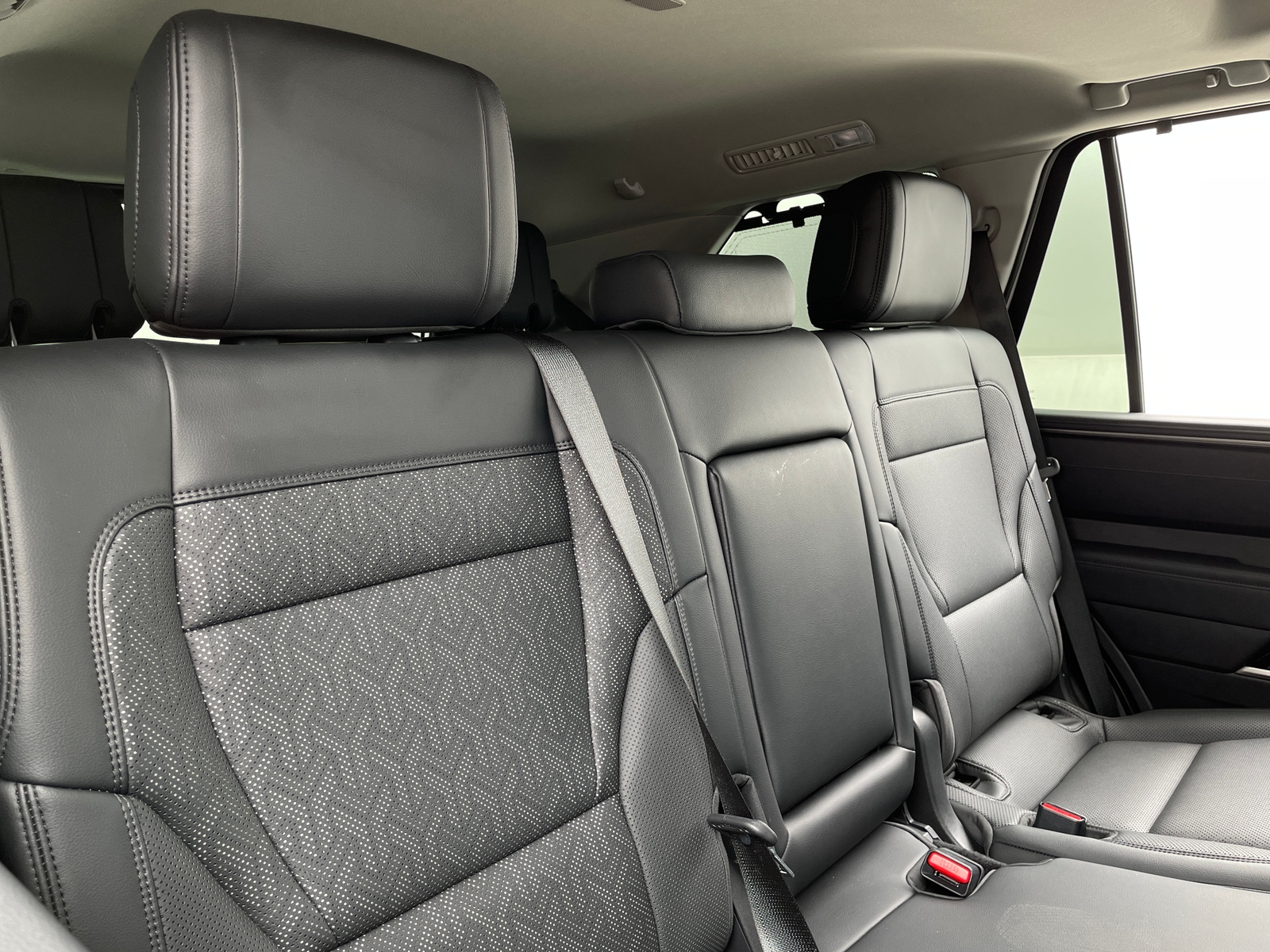 Thumbnail: 2023 Toyota Sequoia - 6