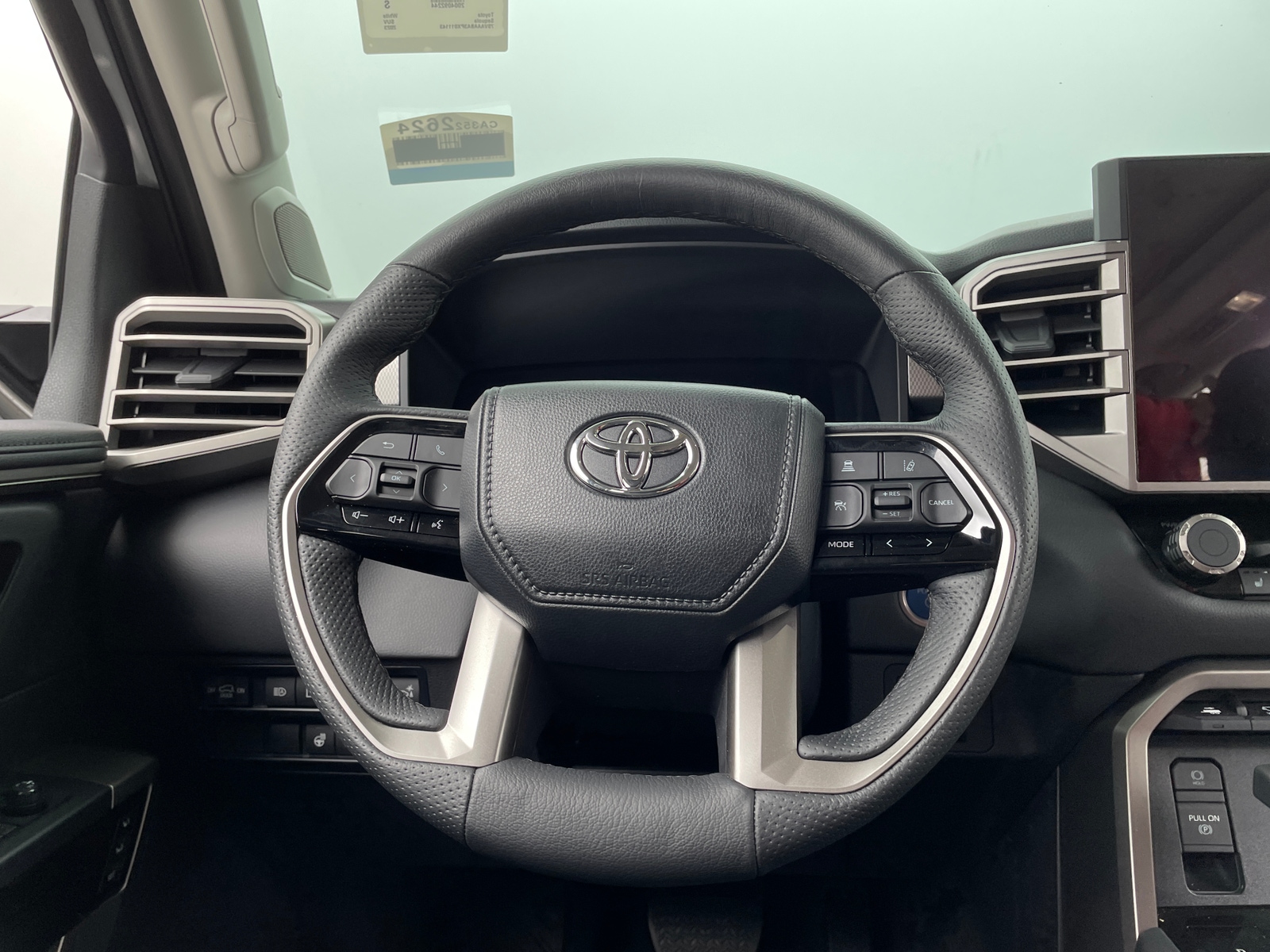 Thumbnail: 2023 Toyota Sequoia - 5
