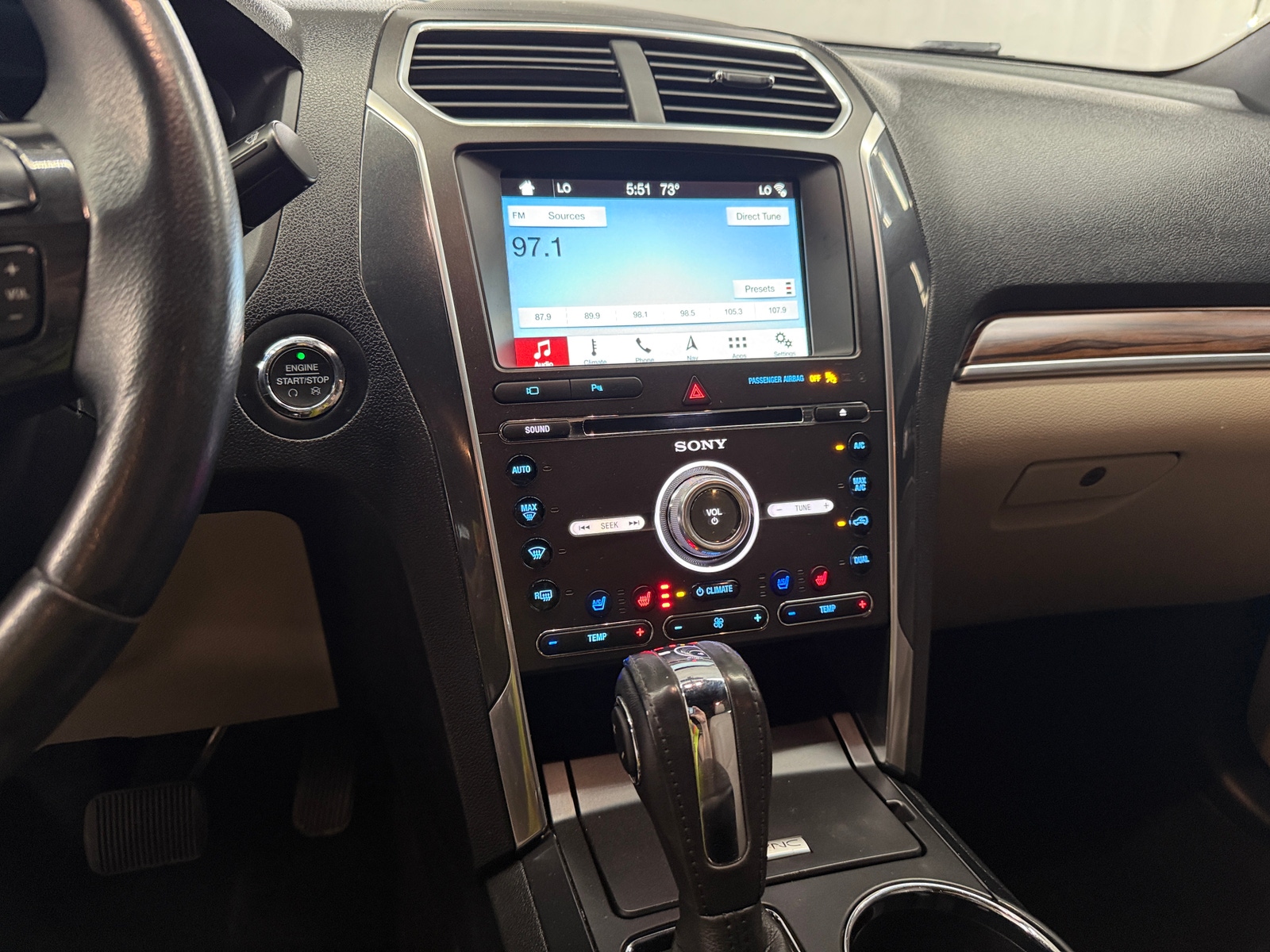 Thumbnail: 2018 Ford Explorer - 3