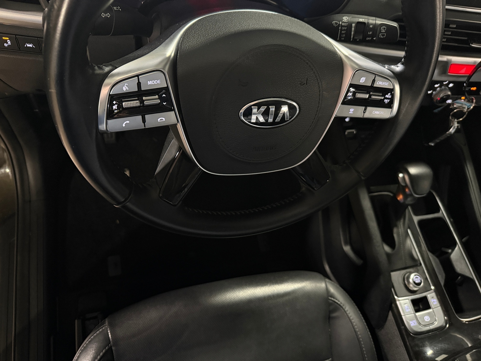 Thumbnail: 2020 Kia Telluride - 4