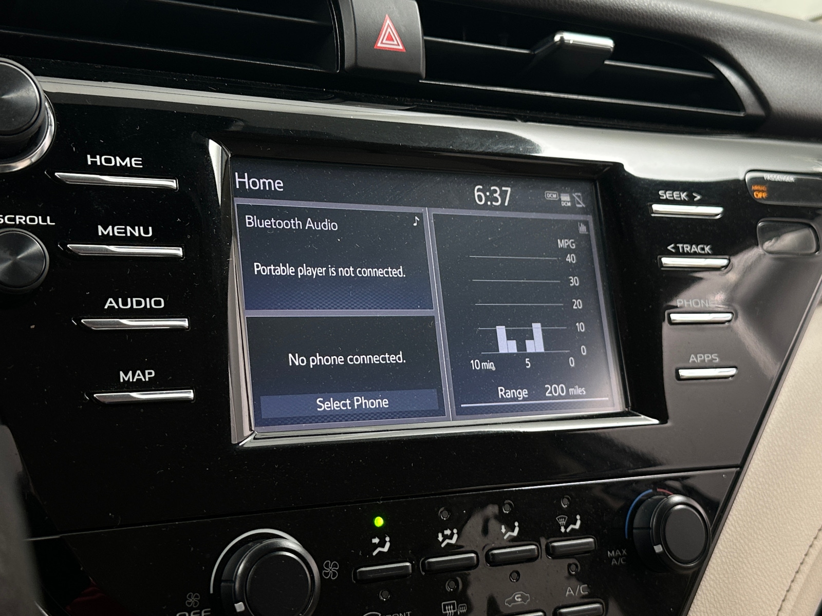 Thumbnail: 2019 Toyota Camry - 4