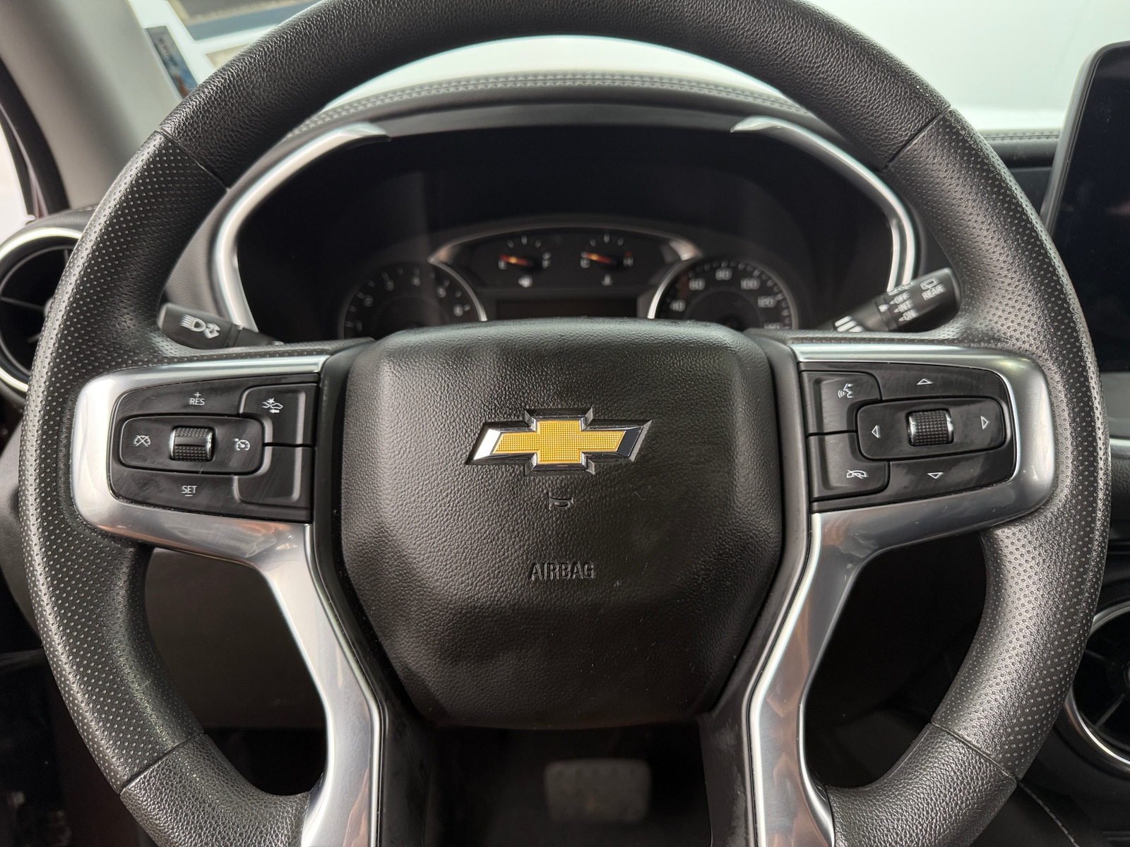 Thumbnail: 2023 Chevrolet Blazer - 5