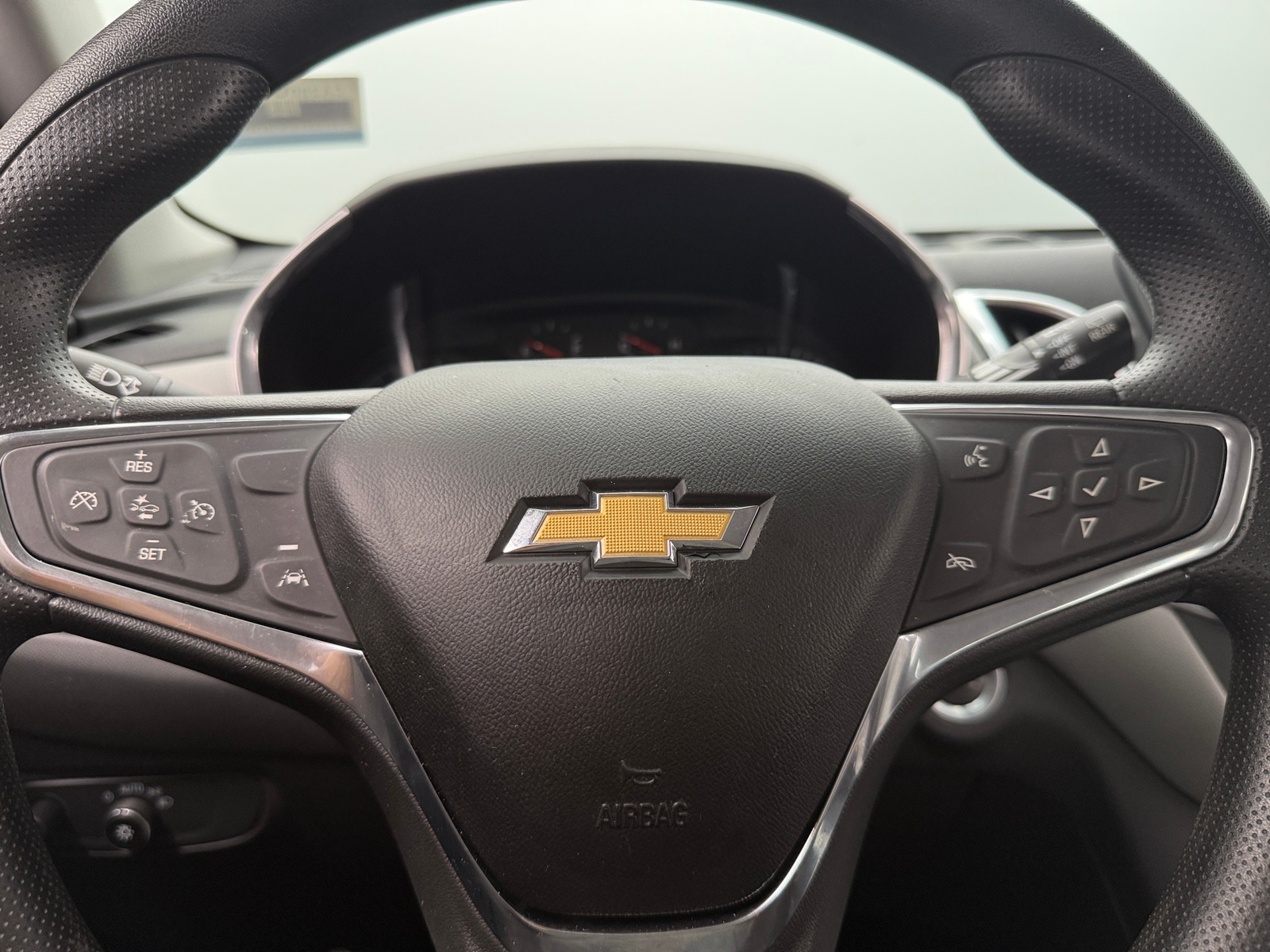 Thumbnail: 2021 Chevrolet Equinox - 5