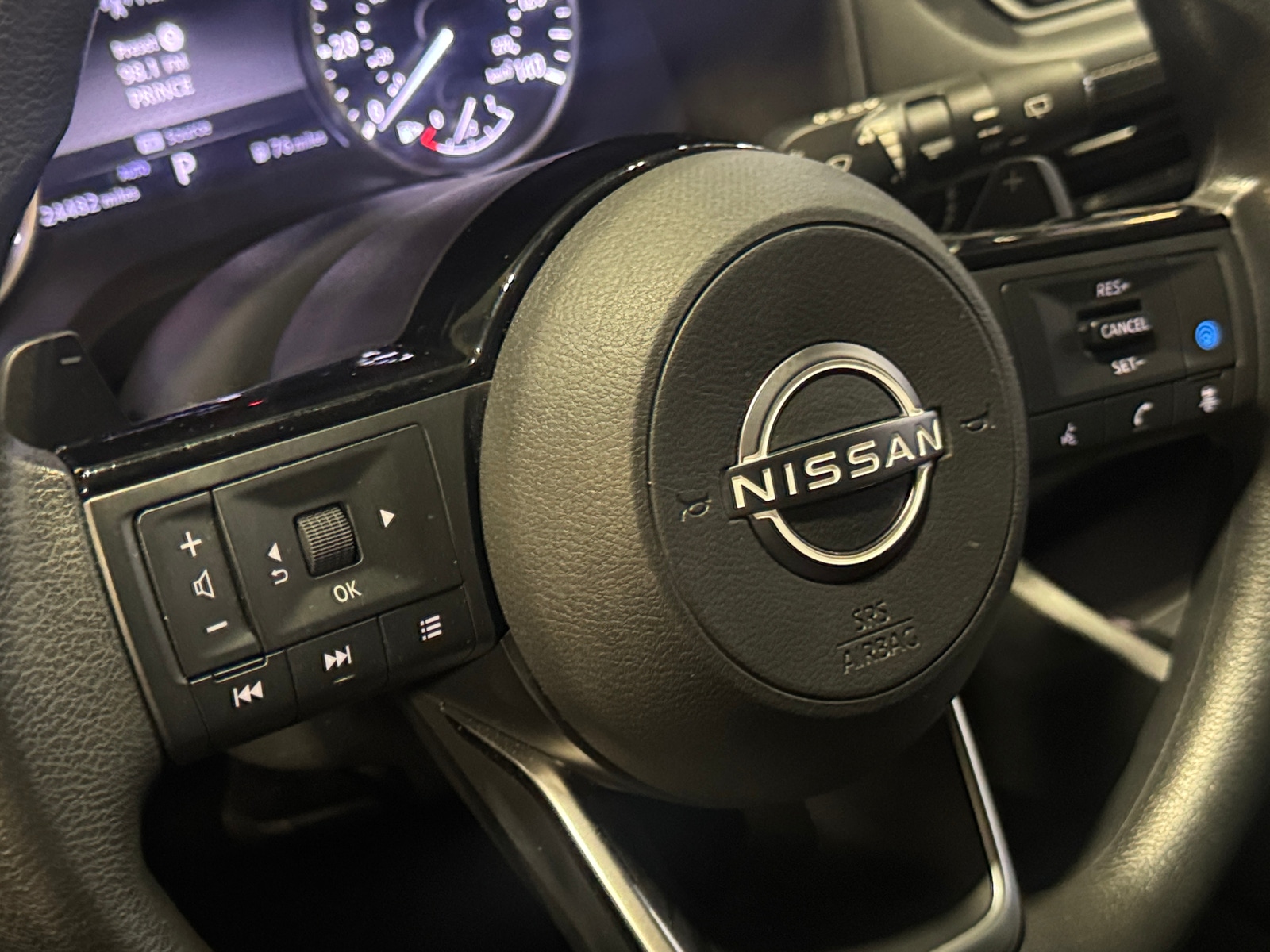 Thumbnail: 2022 Nissan Rogue - 5