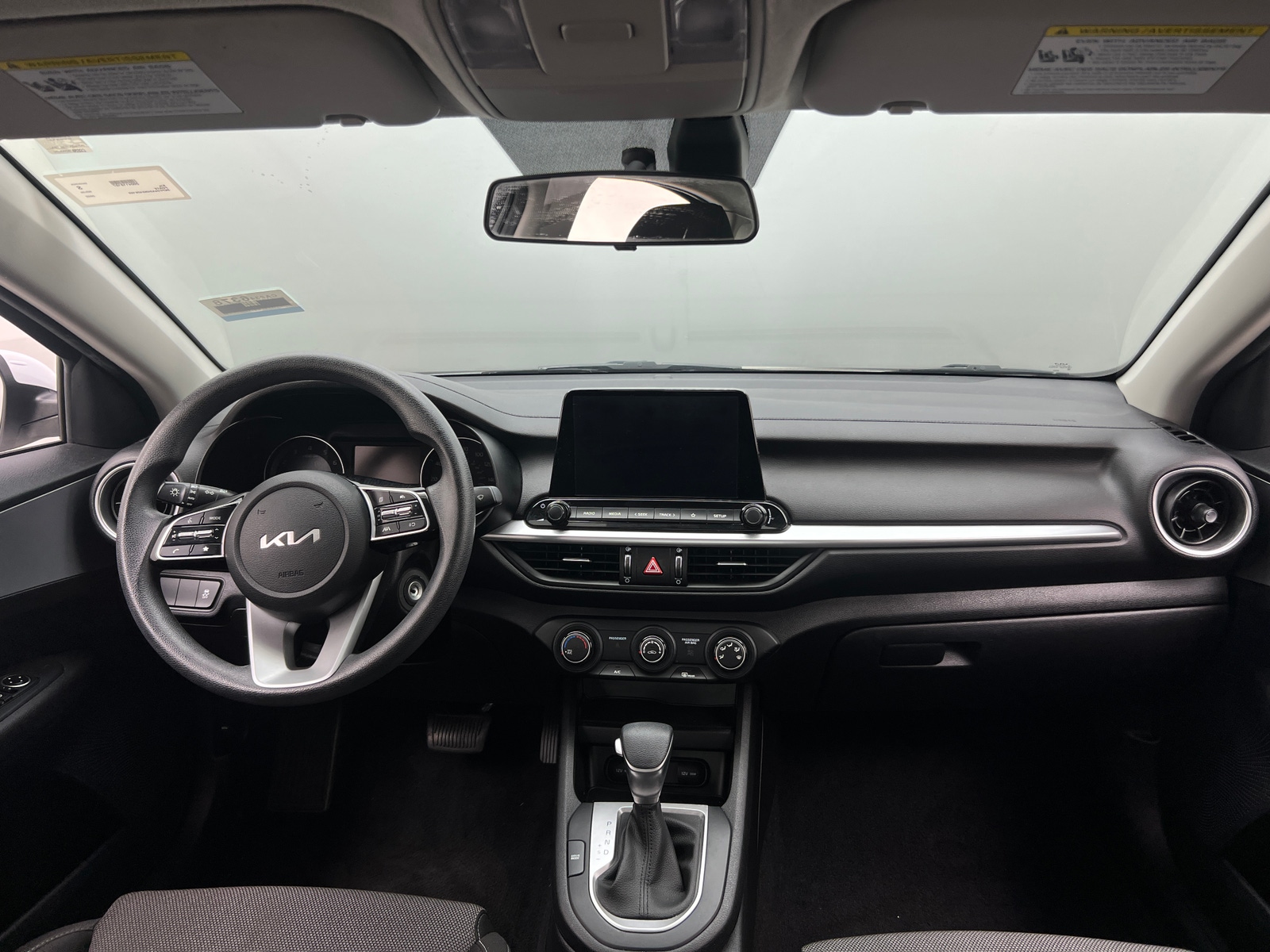 Thumbnail: 2022 Kia Forte - 3