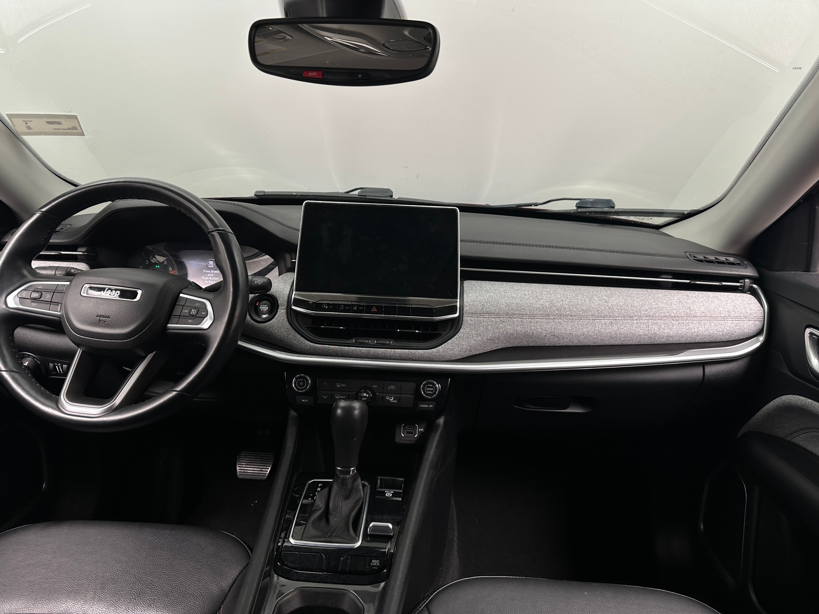 Thumbnail: 2022 Jeep Compass - 3