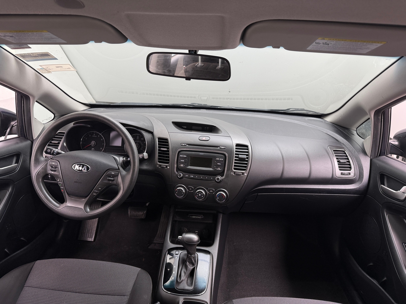 Thumbnail: 2018 Kia Forte - 3