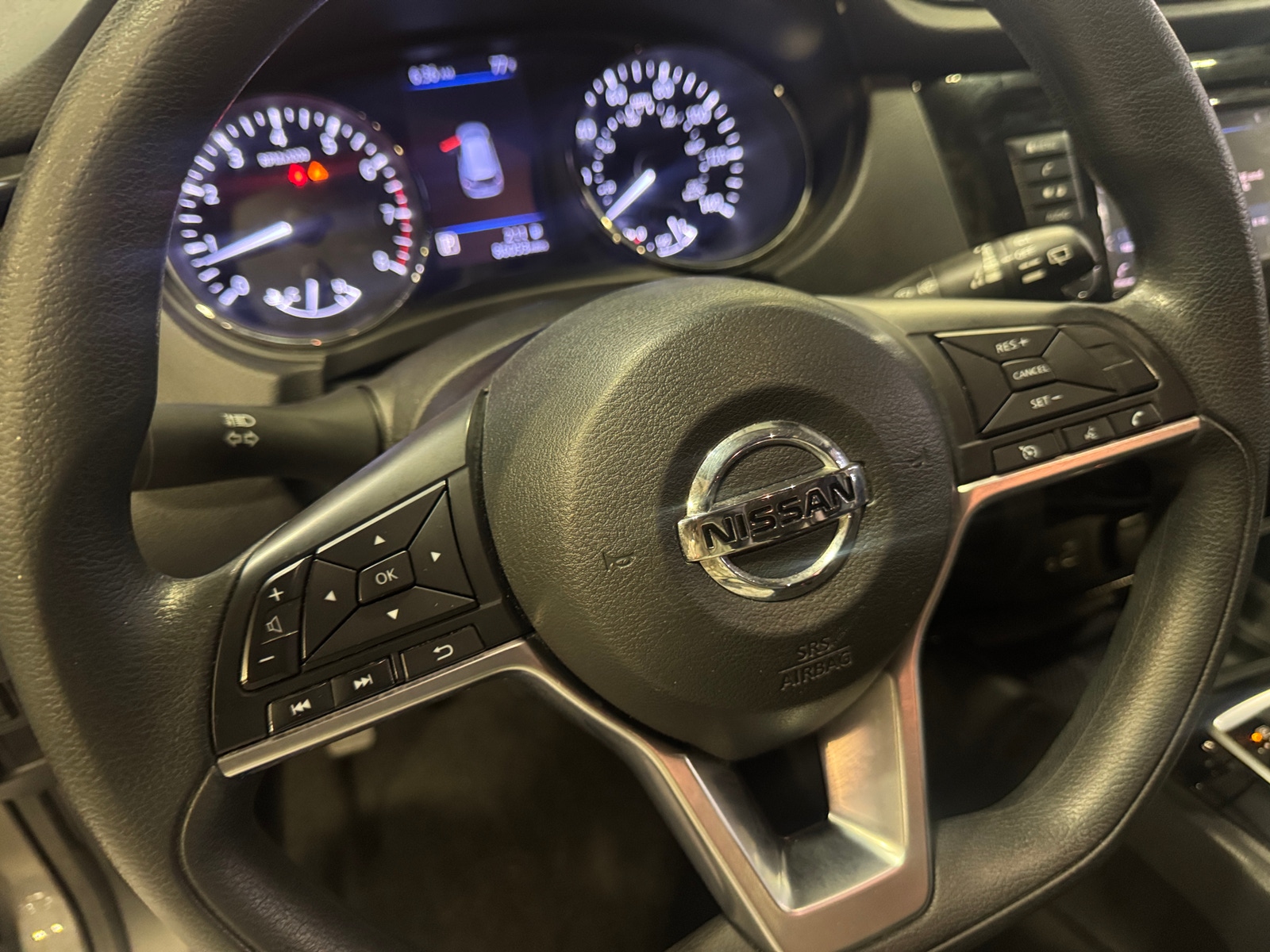 Thumbnail: 2019 Nissan Rogue - 5