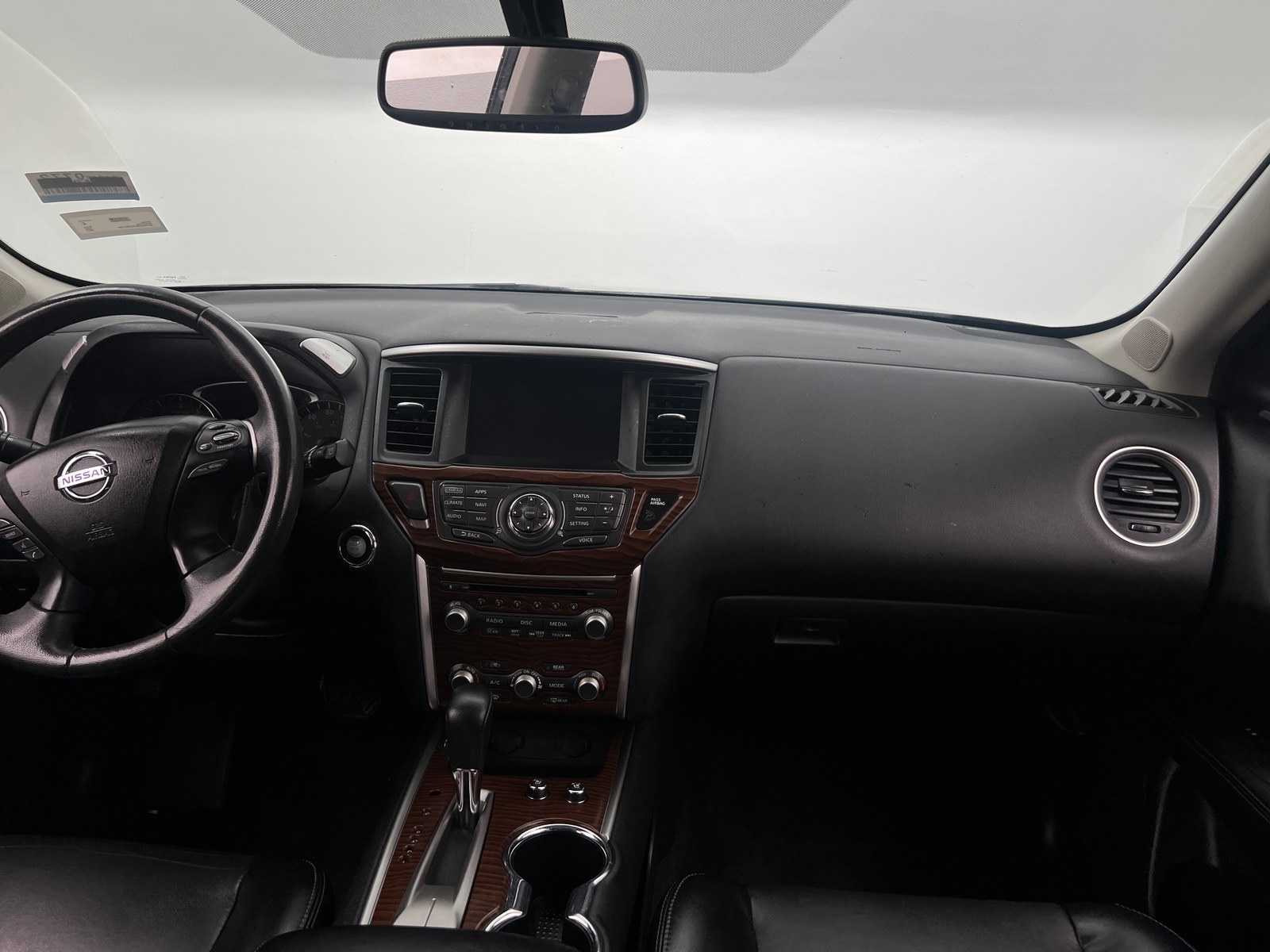 Thumbnail: 2017 Nissan Pathfinder - 2