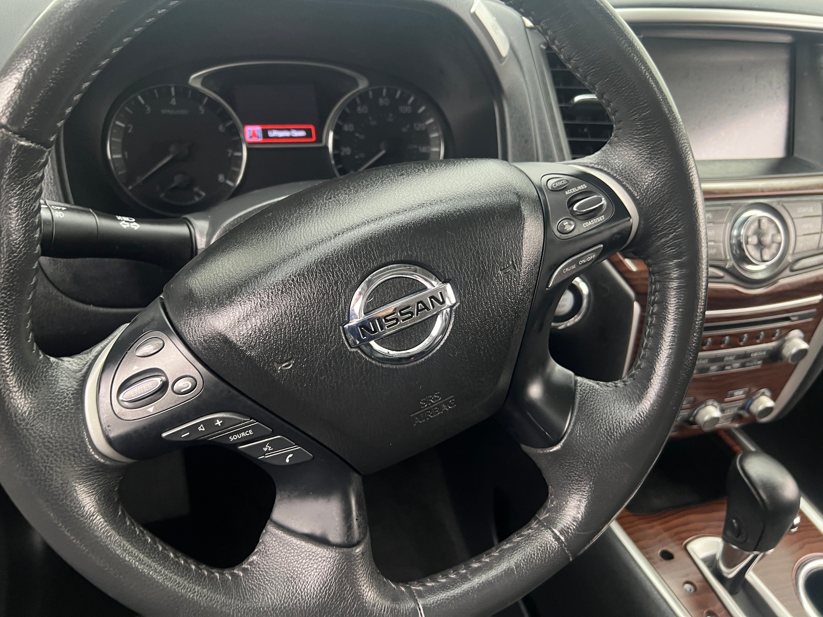 Thumbnail: 2017 Nissan Pathfinder - 4