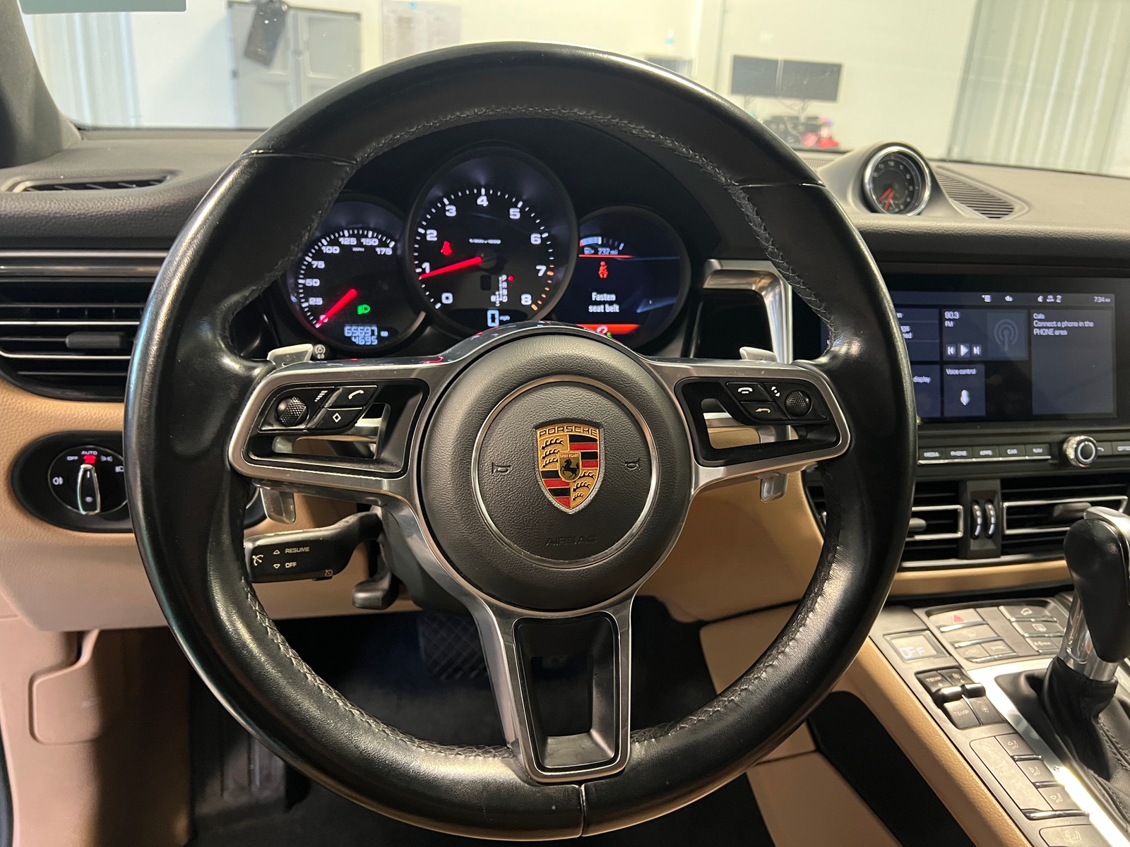 Thumbnail: 2021 Porsche Macan - 5