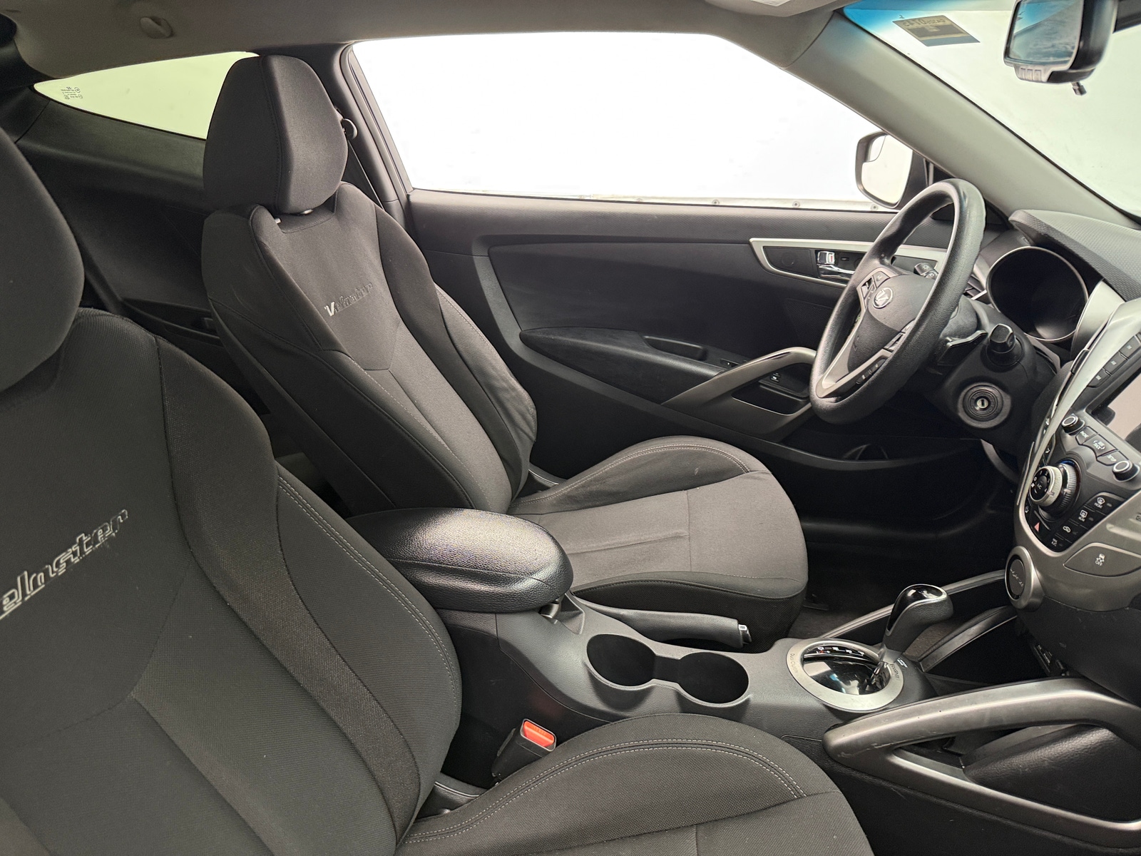 Thumbnail: 2014 Hyundai Veloster - 2