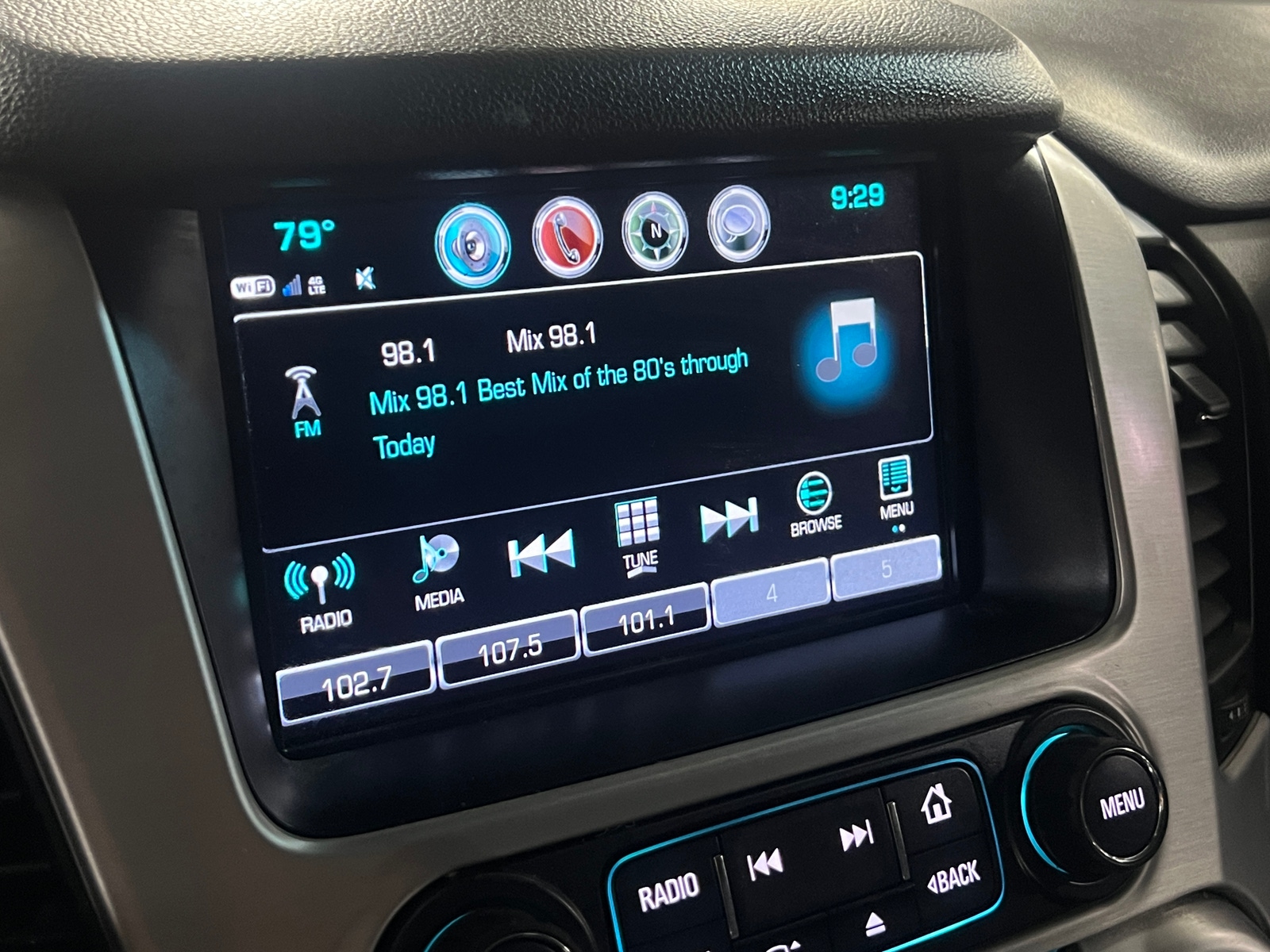 Thumbnail: 2017 GMC Yukon - 3