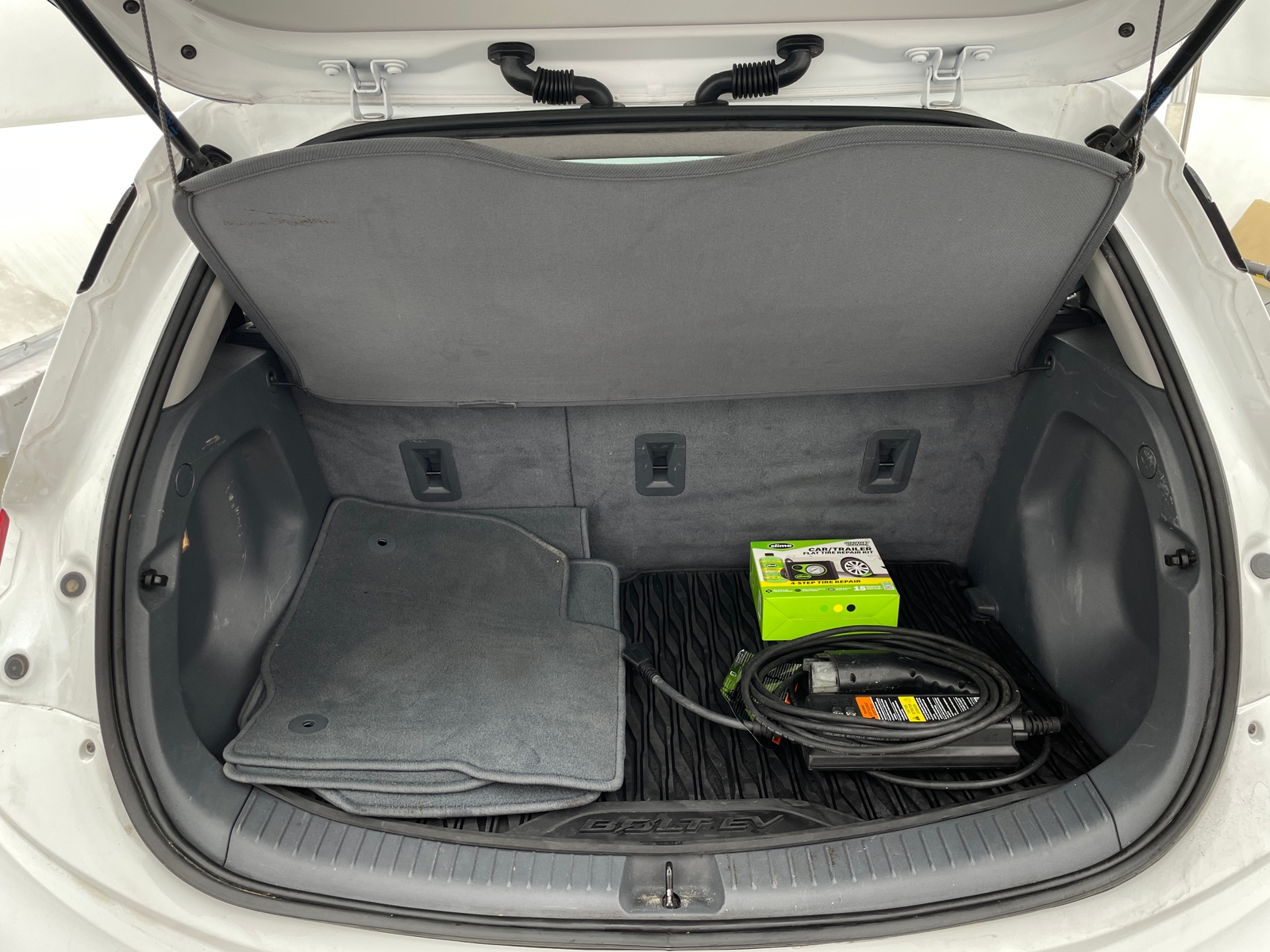 Thumbnail: 2020 Chevrolet Bolt EV - 6