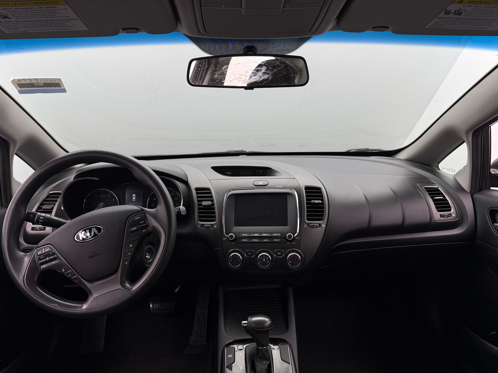 Thumbnail: 2018 Kia Forte - 3