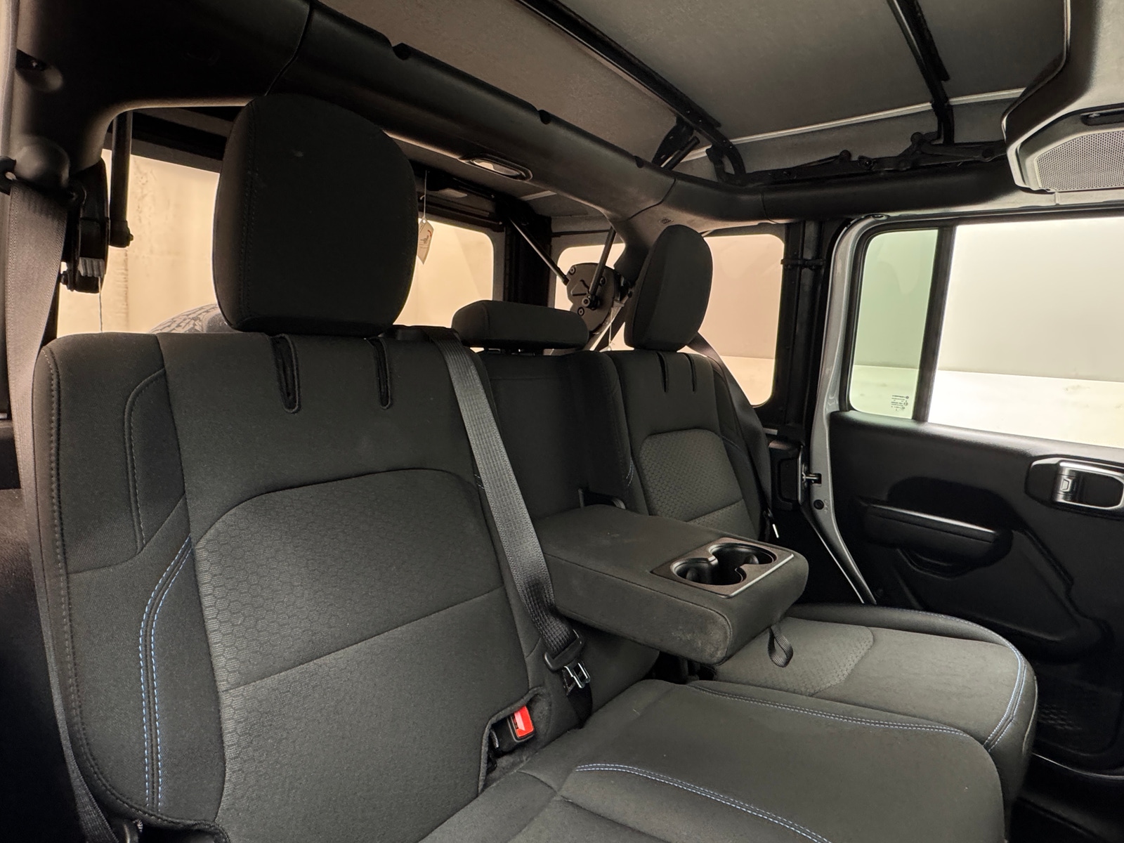 Thumbnail: 2023 Jeep Wrangler - 6