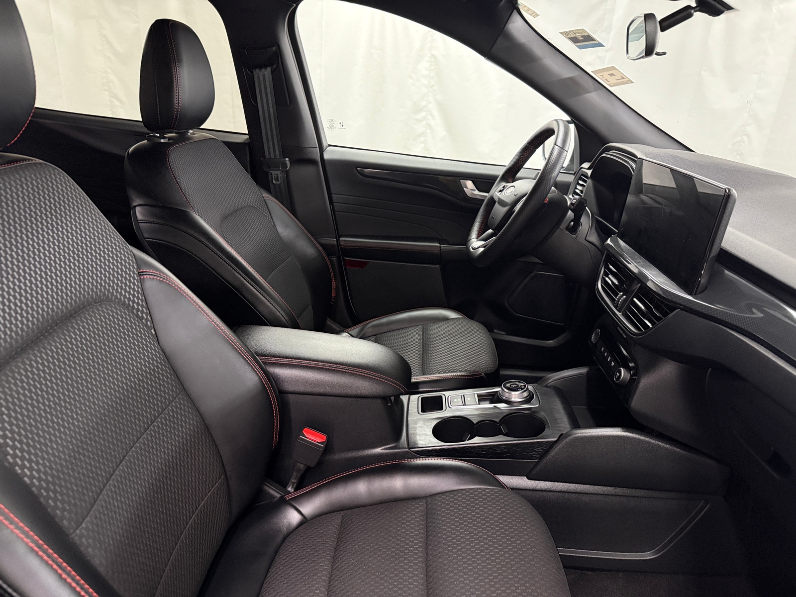 Thumbnail: 2023 Ford Escape - 2