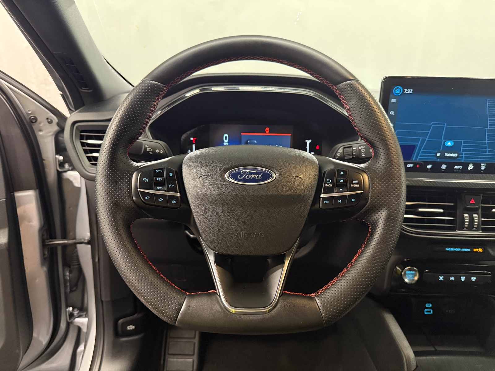 Thumbnail: 2023 Ford Escape - 5