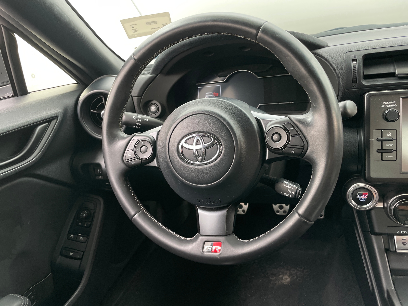 Thumbnail: 2022 Toyota GR86 - 3