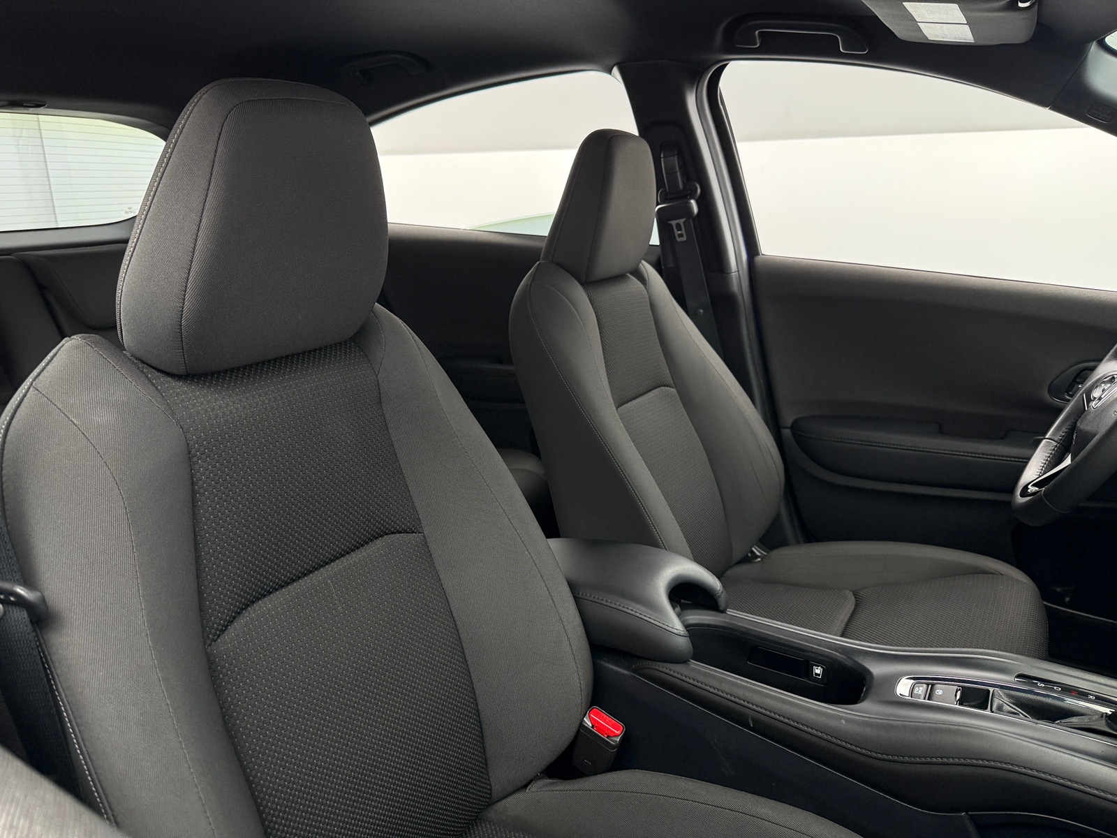Thumbnail: 2020 Honda HR-V - 2