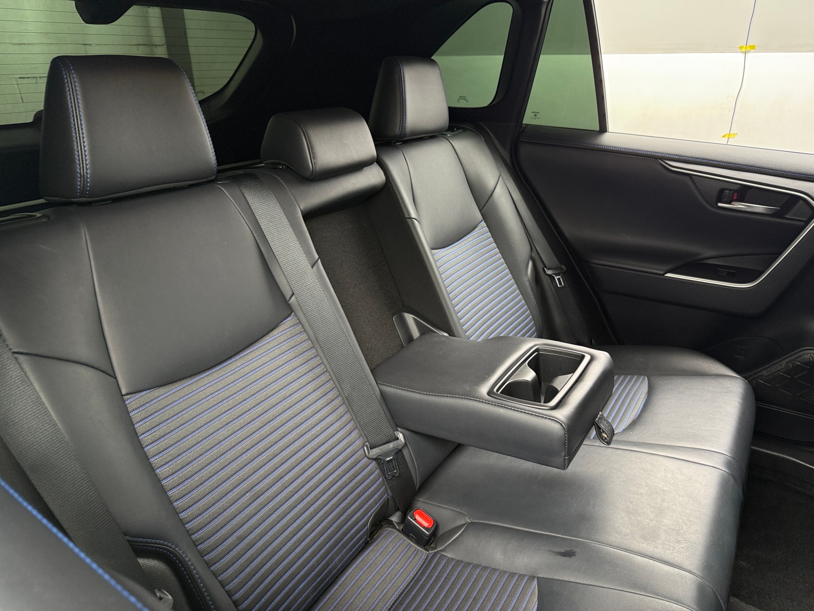 Thumbnail: 2021 Toyota RAV4 - 5