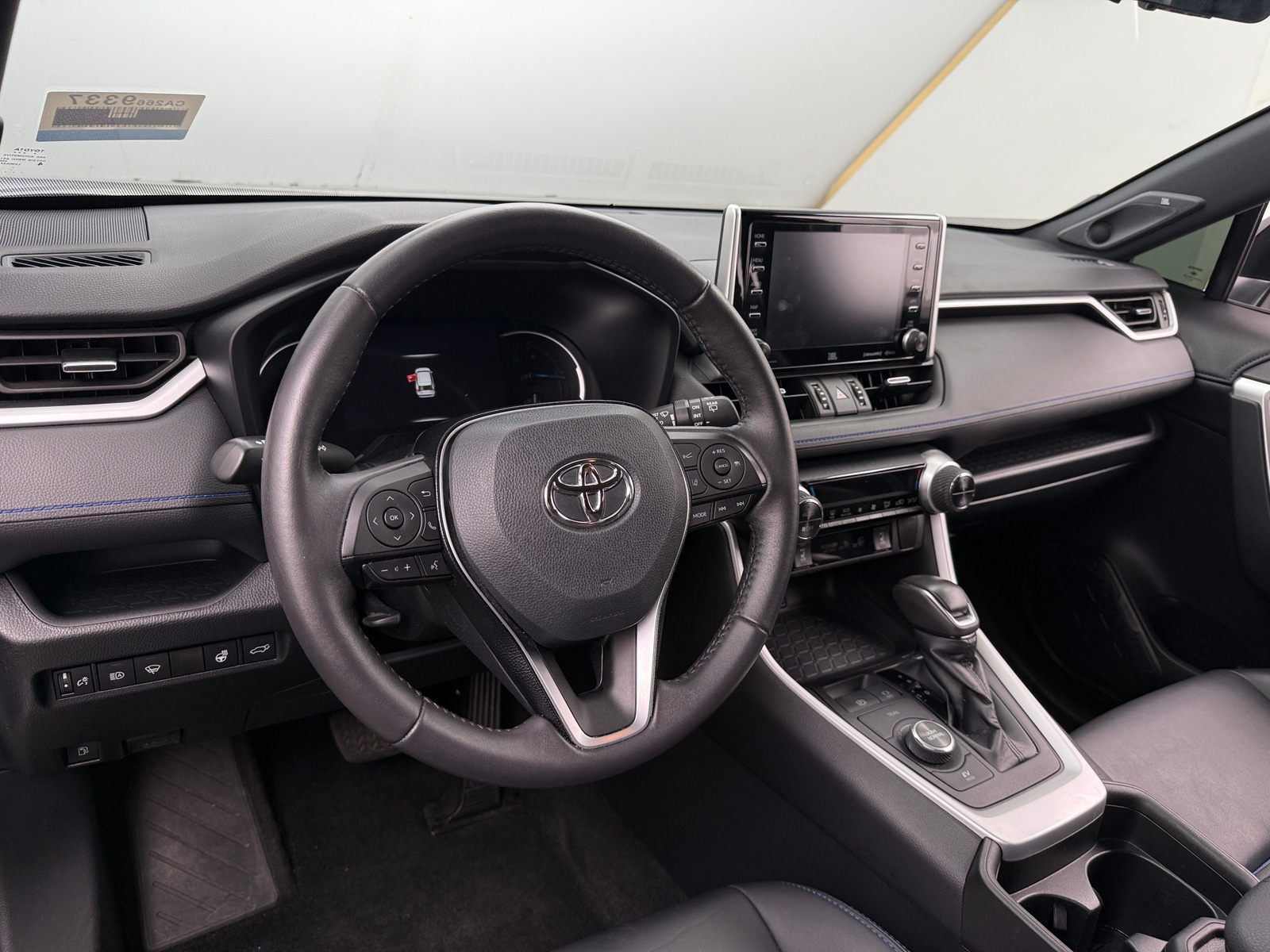 Thumbnail: 2021 Toyota RAV4 - 4