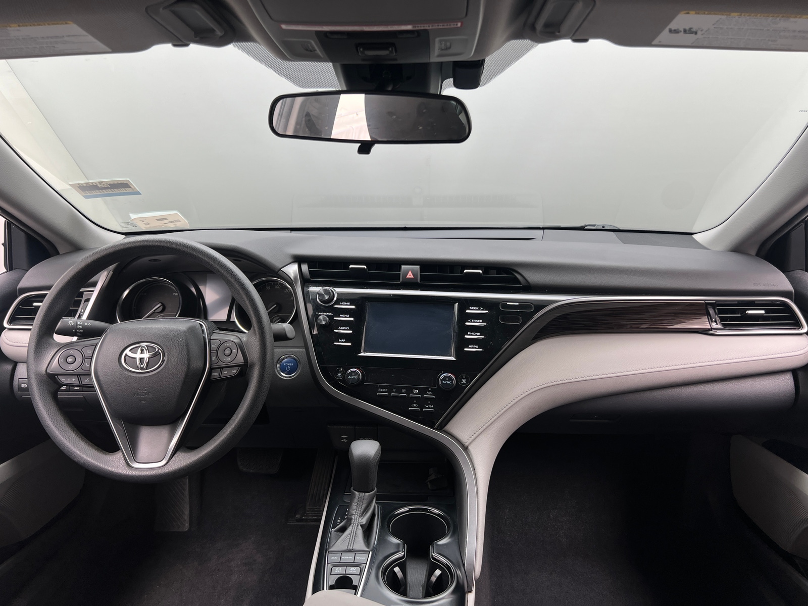 Thumbnail: 2019 Toyota Camry - 3