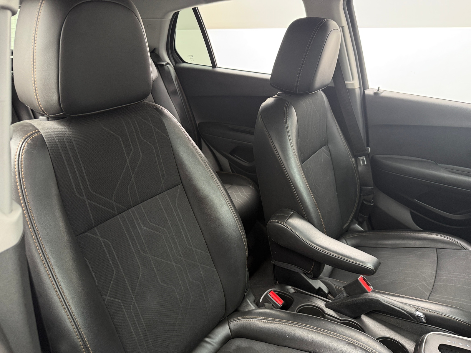 Thumbnail: 2019 Chevrolet Trax - 2