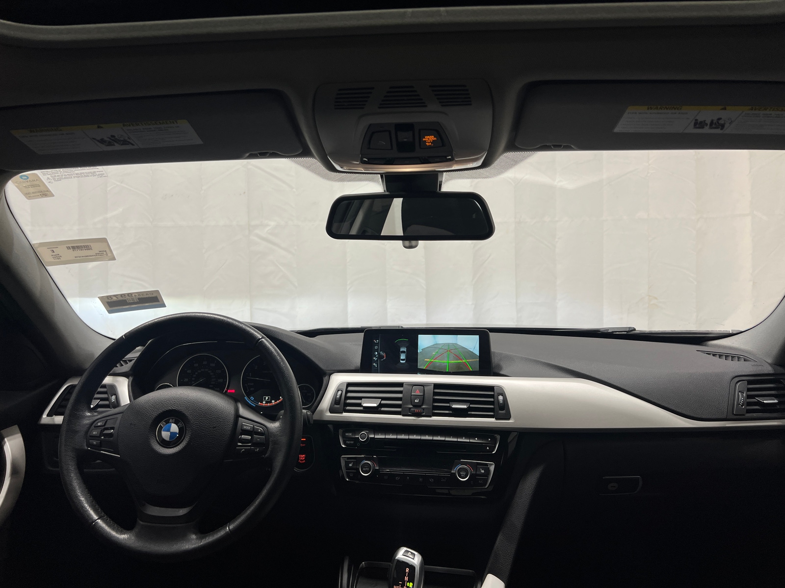 Thumbnail: 2017 BMW 3 Series - 2