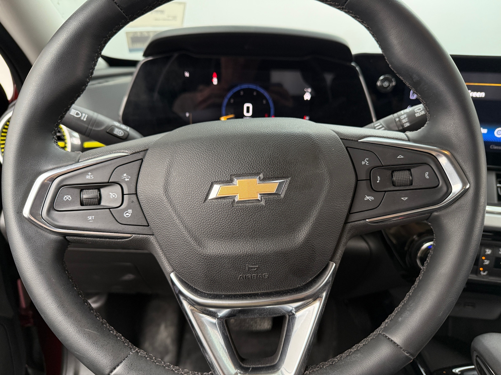 Thumbnail: 2024 Chevrolet Trax - 5